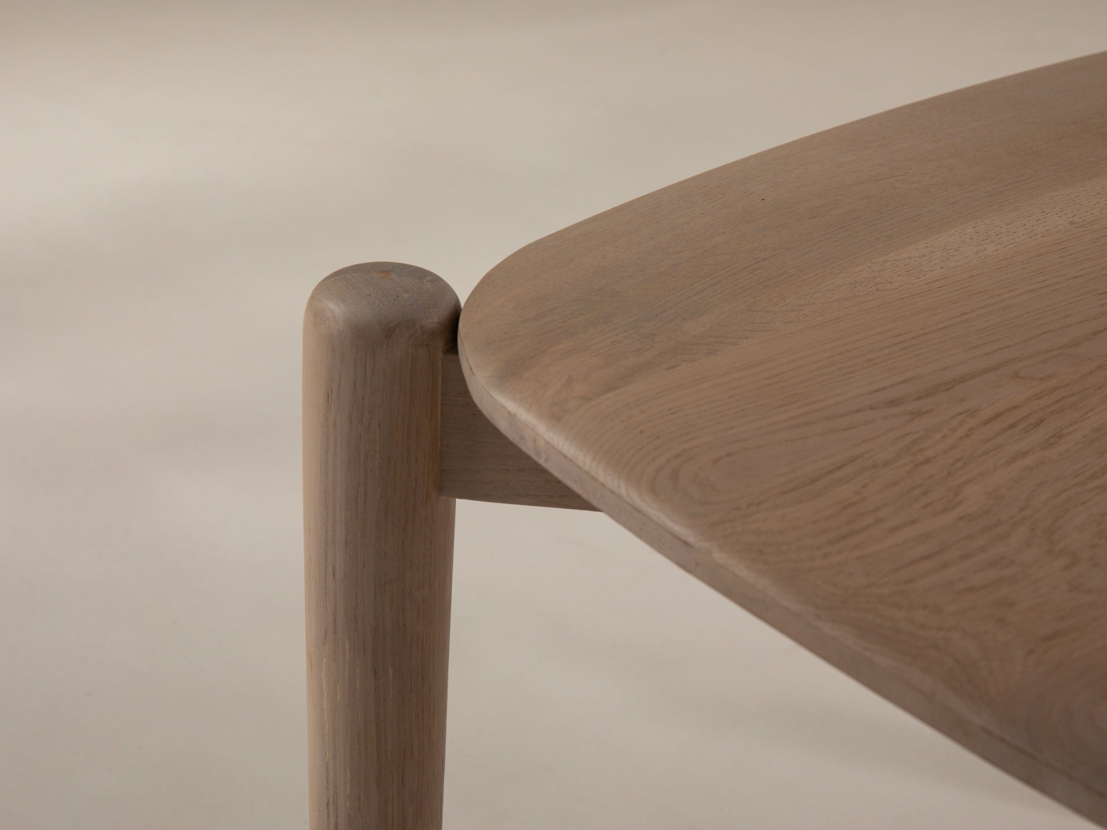 Kaffeetisch Aires 60x60 in  präsentiert im Onlineshop von KAQTU Design AG. Couchtisch ist von Micadoni