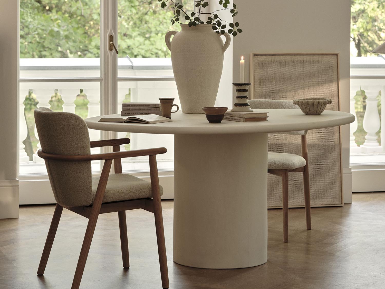 Esstisch Daria 150x120 in  präsentiert im Onlineshop von KAQTU Design AG. Esstisch ist von Micadoni