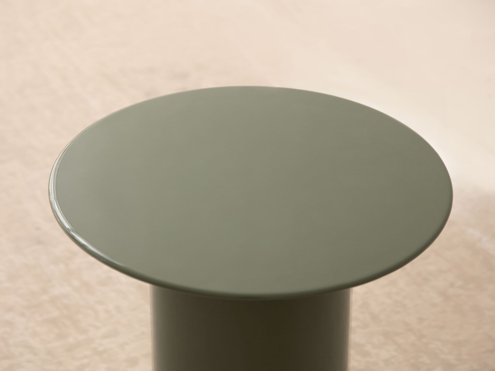 Beistelltisch Clementin, 45x45x50 in  präsentiert im Onlineshop von KAQTU Design AG. Beistelltisch ist von Micadoni