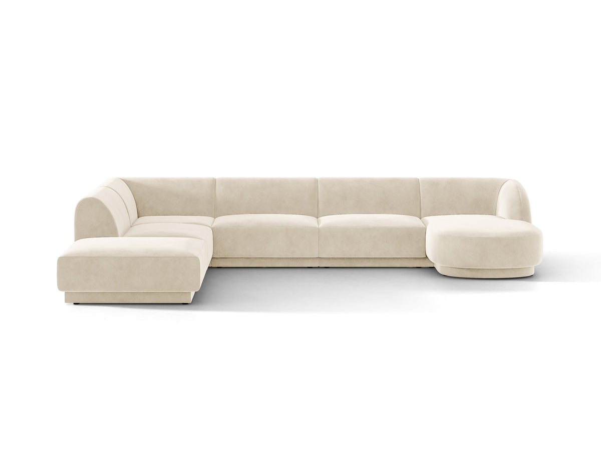 Miley Panoramasofa von Micadoni, Ecksofa links in Dunkelbeige mit Bluvel-Stoffbezug, schwarzen Kunststofffüssen und niedriger Rückenlehne.