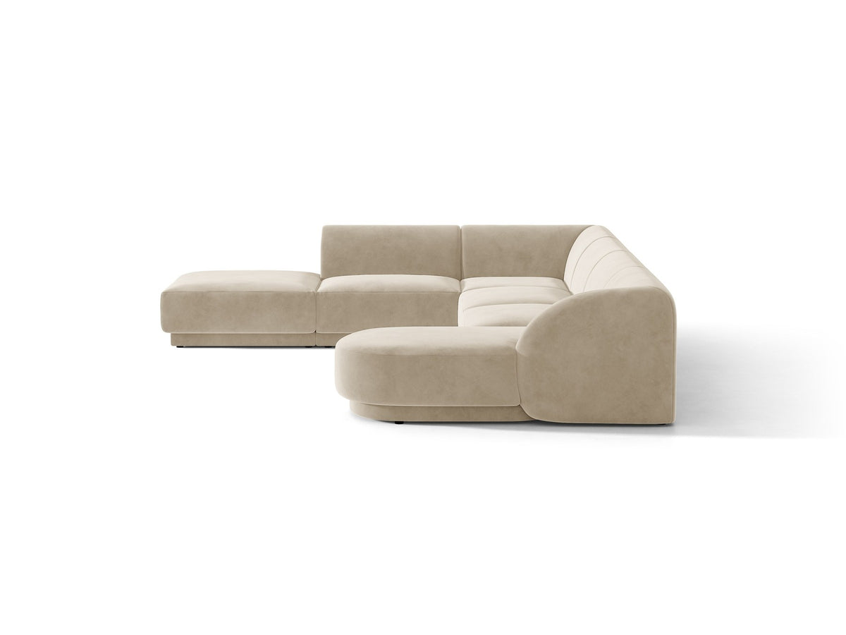 Miley Panoramasofa von Micadoni, Ecksofa links in Dunkelbeige mit Bluvel-Stoffbezug, schwarzen Kunststofffüssen und niedriger Rückenlehne.