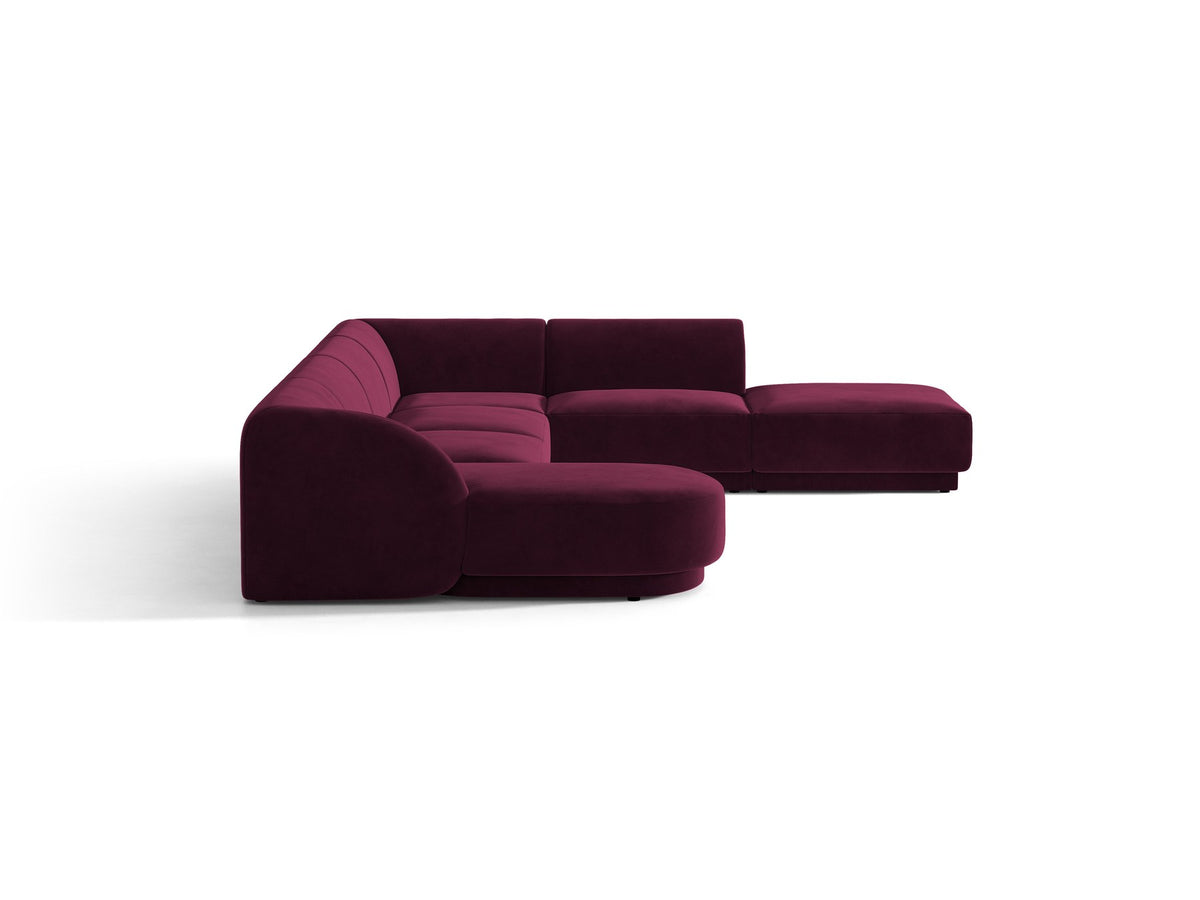 Dunkelbeiges Ecksofa rechts Miley von Micadoni mit Stoffbezug Bluvel, schwarzen Kunststoffbeinen und niedriger Rückenlehne.