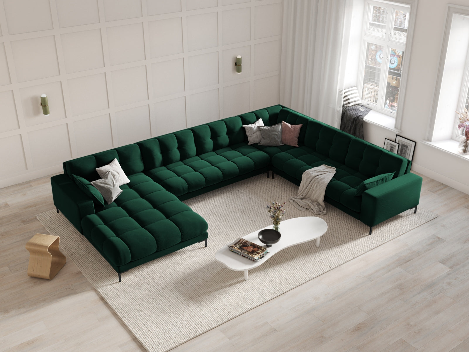 Mamaia Velour Panoramic Ecksofa rechts 7 Sitzer in Bottle Green/Schwarz präsentiert im Onlineshop von KAQTU Design AG. Ecksofa rechts ist von Micadoni