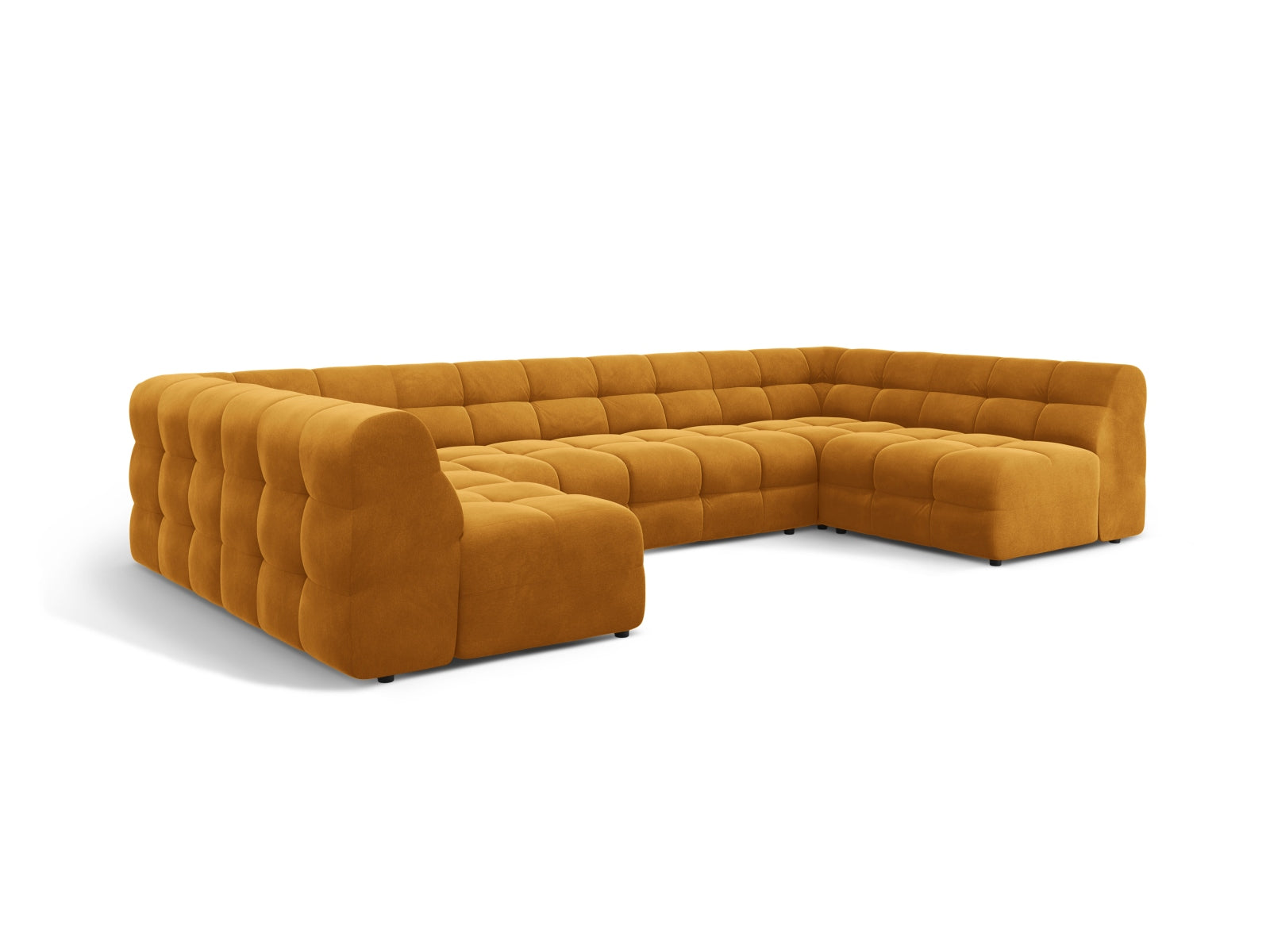 Stilvolles Kendal Velour Panoramic Sofa in warmem Senfgelb, perfekt für große Räume und gesellige Zusammenkünfte. 7-Sitzer von Micadoni.
