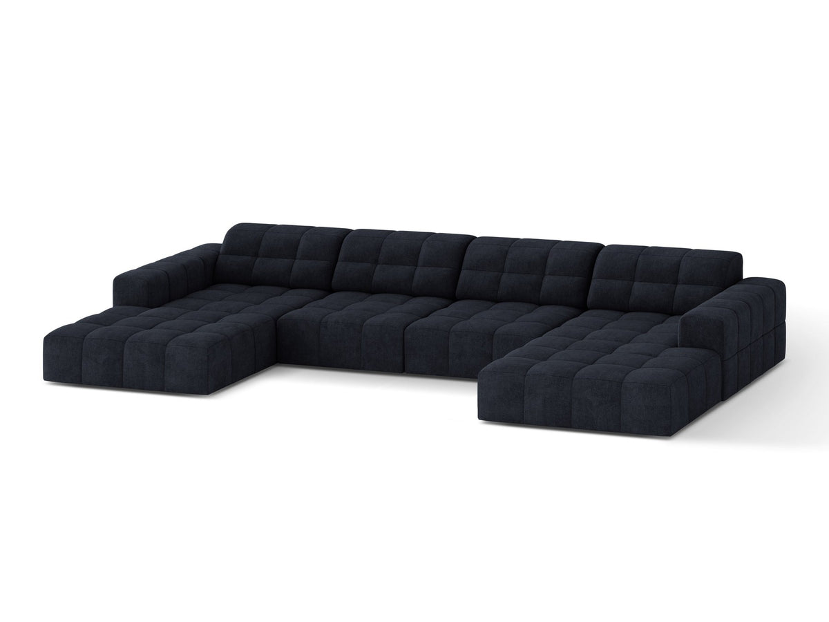 Panoramasofa Jennifer von Micadoni in leichtem Beige, grosses Ecksofa mit Stoffbezug Bluvel 22 und schwarzen Kunststoffbeinen.