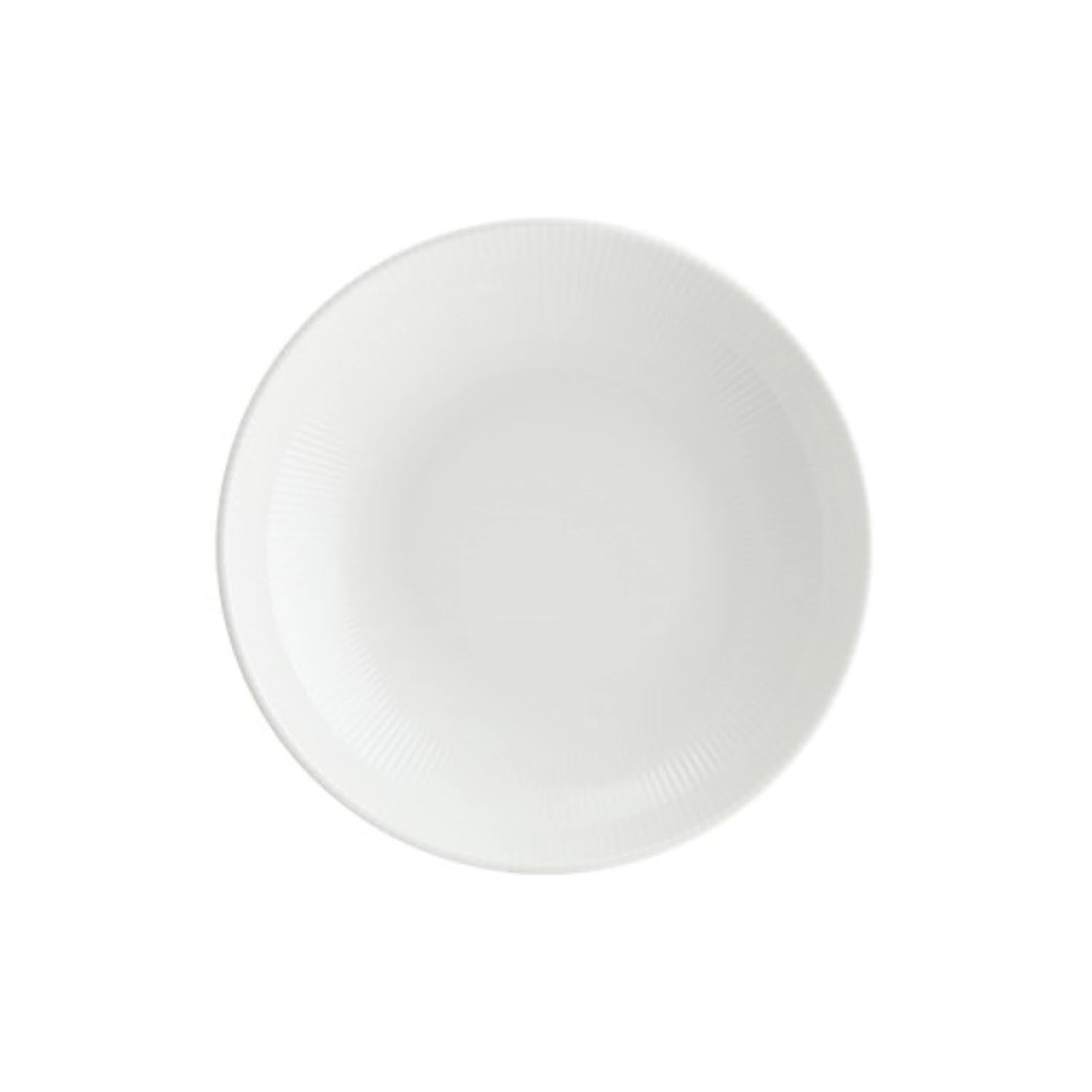 Iris White Bloom Teller tief 23cm 1l in Weiss präsentiert im Onlineshop von KAQTU Design AG. Teller ist von Bonna