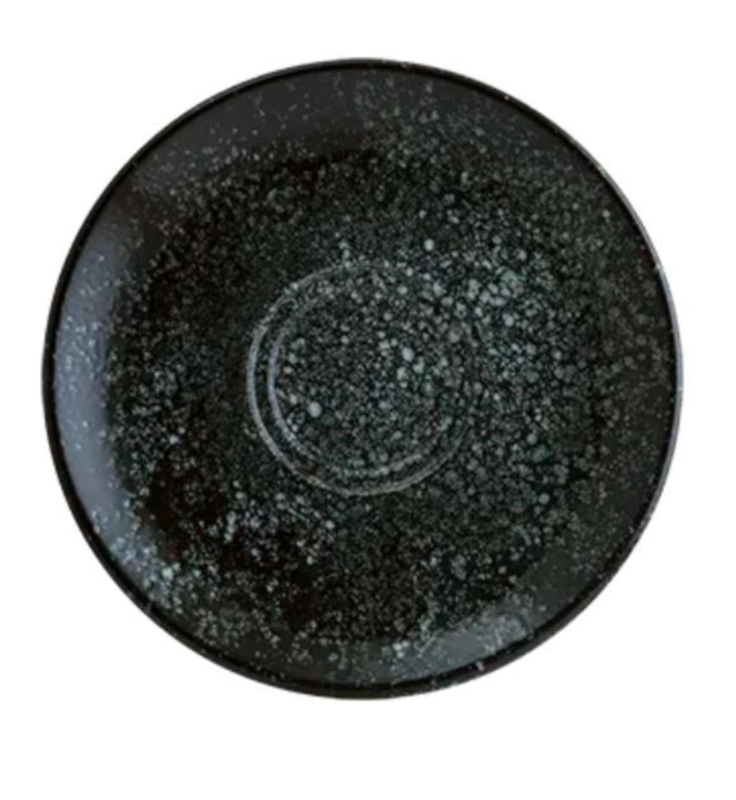 Cosmos Black Gourmet Kaffee Untertasse D16cm in Schwarz präsentiert im Onlineshop von KAQTU Design AG. Espressotassen ist von Bonna
