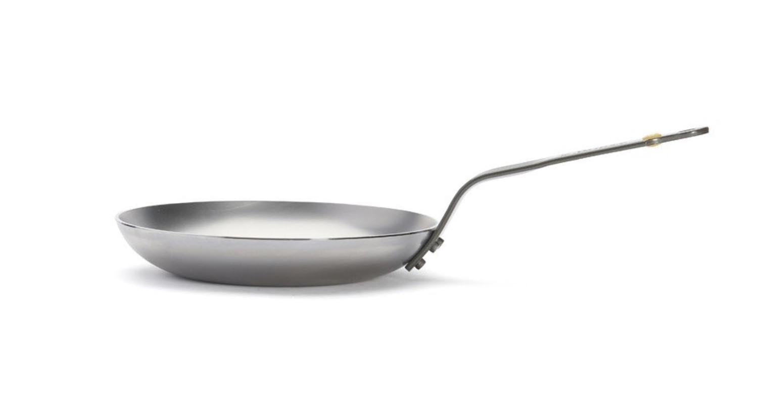 Hochwertige MINERAL B ELEMENT Omelettepfanne, 28cm, für Induktion, aus robustem Eisen, ideal für gleichmäßiges Braten.