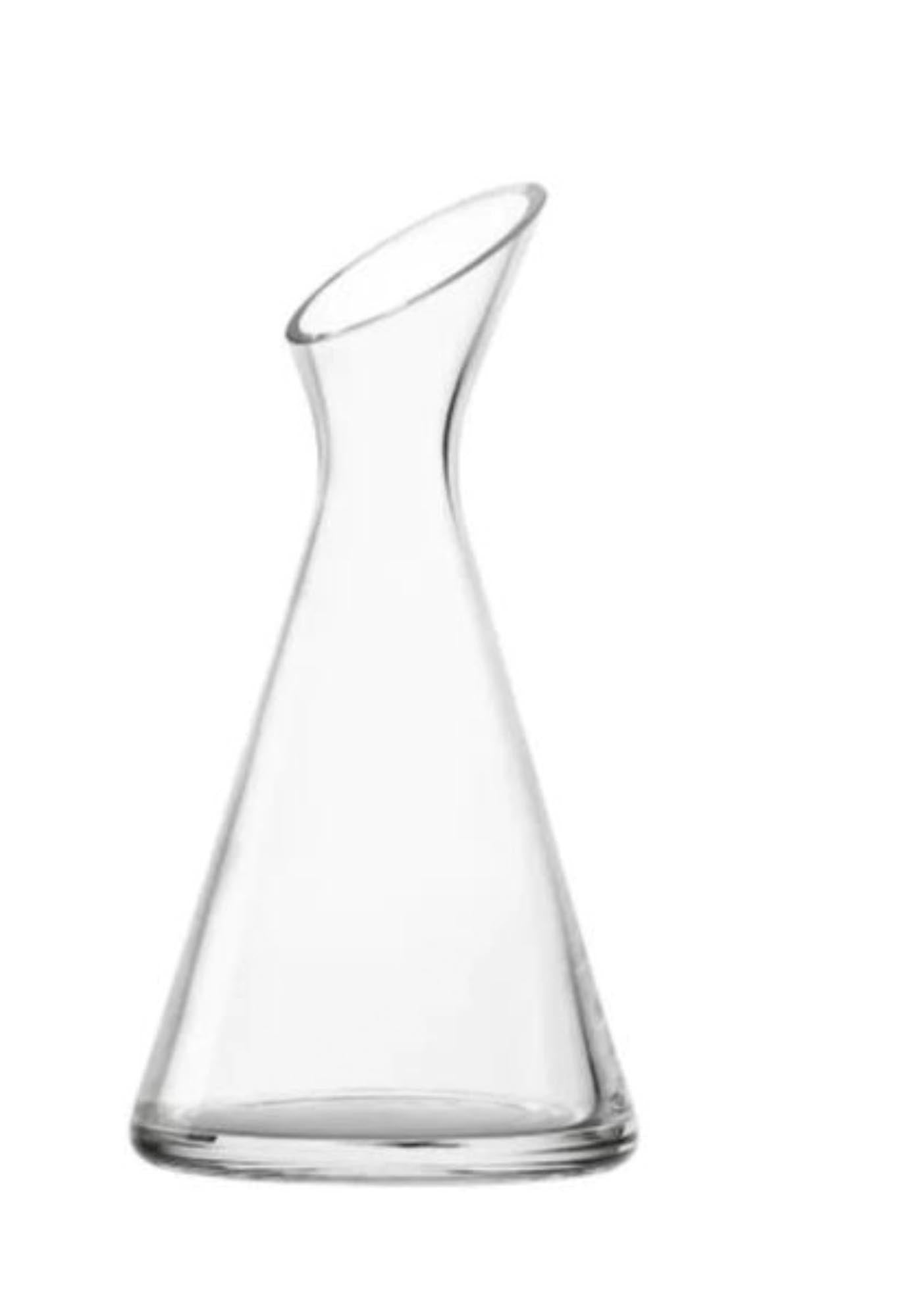 One for all Karaffe 500 ml mundgeblasen in Transparent präsentiert im Onlineshop von KAQTU Design AG. Karaffe ist von Stölzle