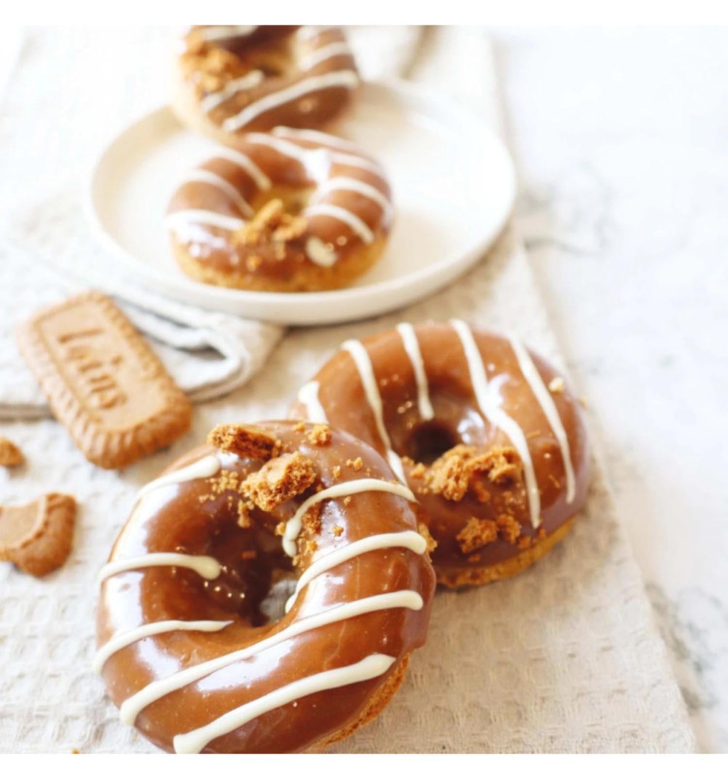 Antihaft-Backform für 6 Donuts von Scrap Cooking, perfekt für müheloses Backen und einfache Reinigung.