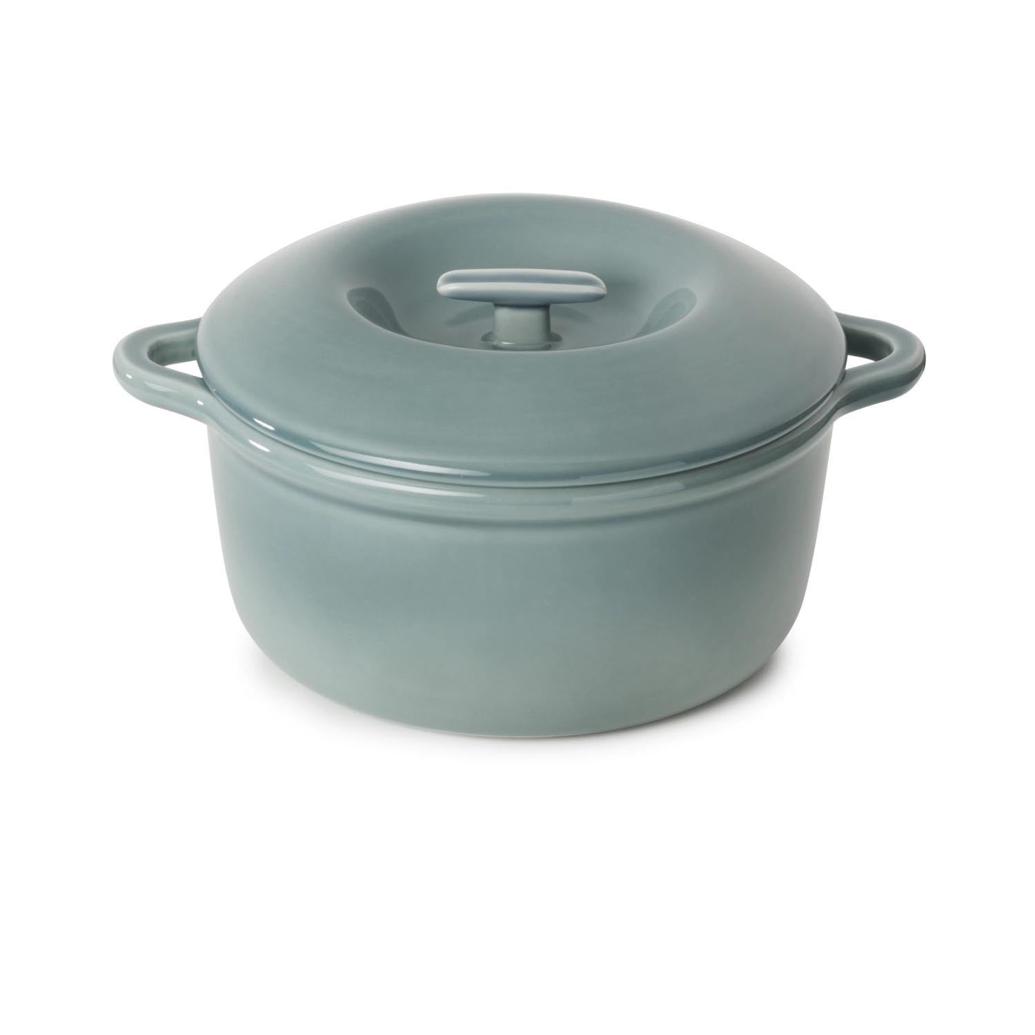 Bombance Ofenkasserolle D26cm wolkengrau mit Deckel in Silber präsentiert im Onlineshop von KAQTU Design AG. Pfanne/Topf ist von Revol