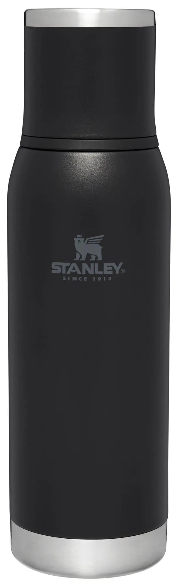 Adventure To-Go Flasche 1.0l black in Schwarz präsentiert im Onlineshop von KAQTU Design AG. Trinkflasche ist von Stanley
