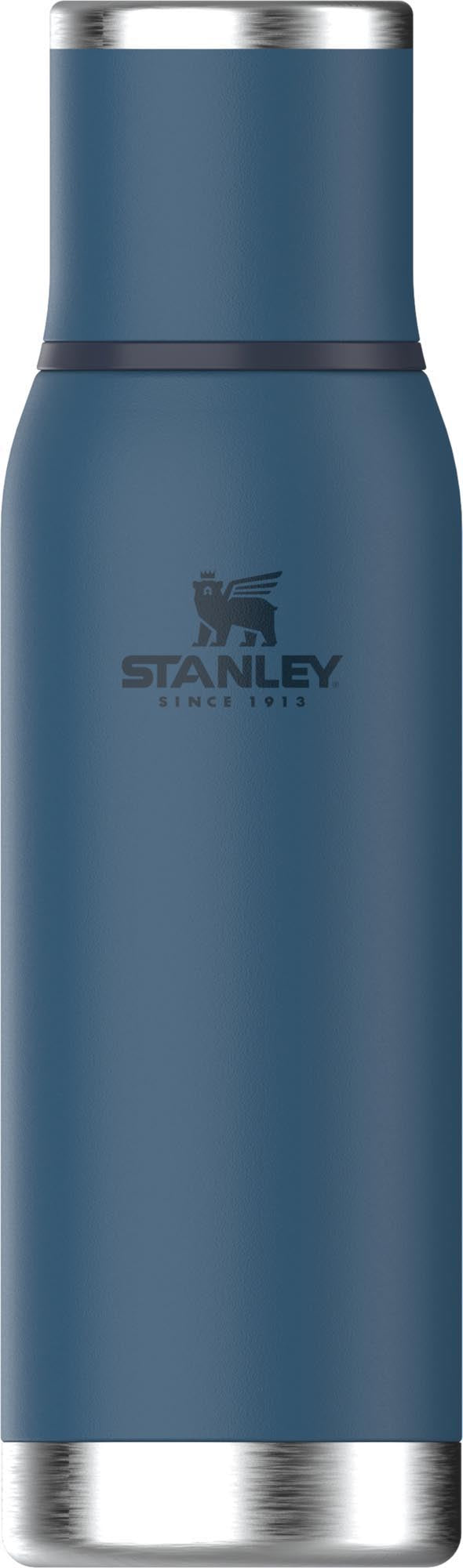 Adventure To-Go Flasche 0.75l abyss in Blau präsentiert im Onlineshop von KAQTU Design AG. Trinkflasche ist von Stanley