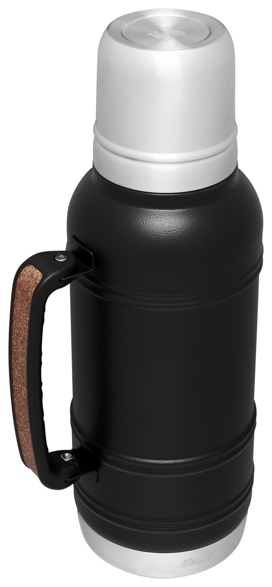 Artisan Thermal Flasche 1.4l black moon in Schwarz präsentiert im Onlineshop von KAQTU Design AG. Trinkflasche ist von Stanley