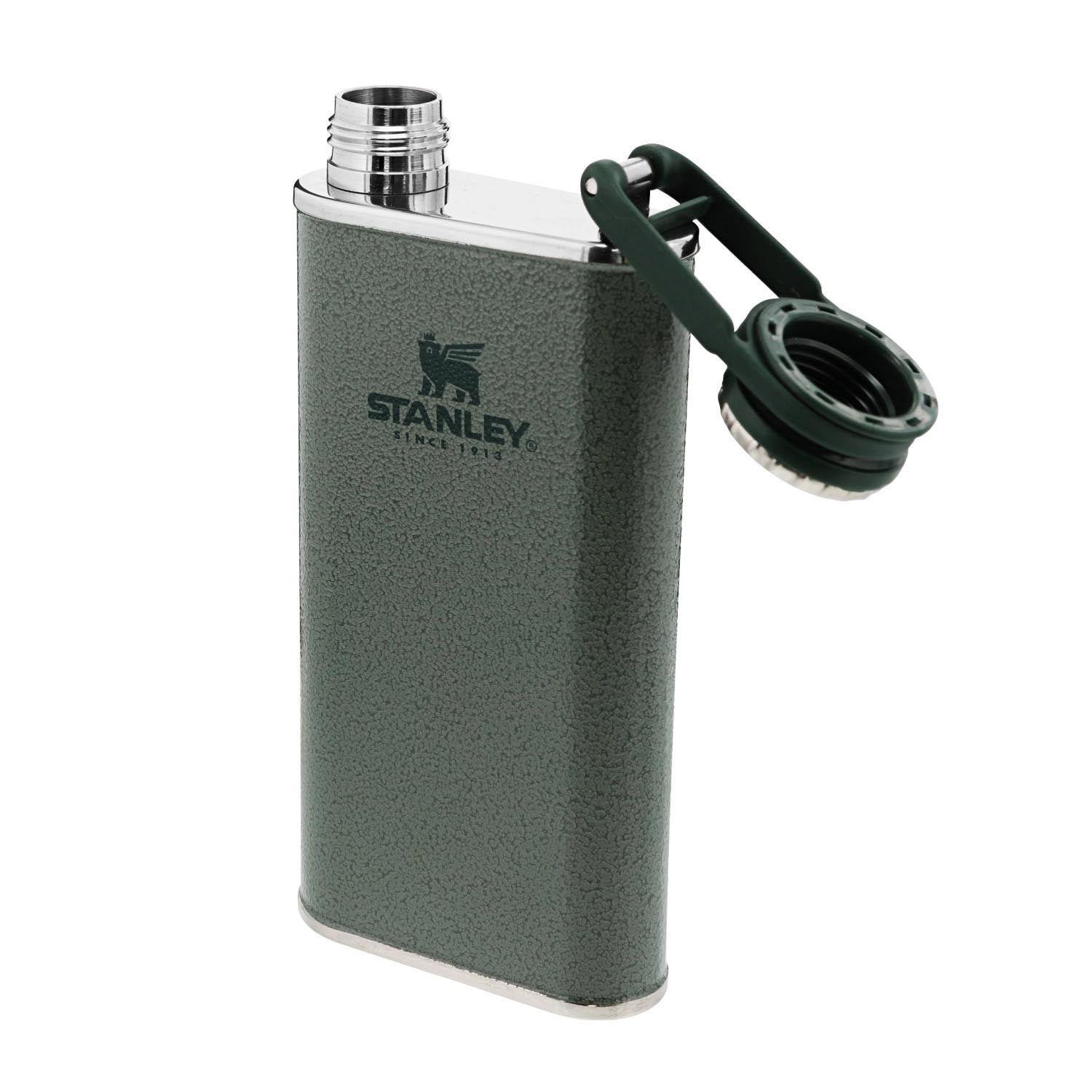 Easy-Fill Wide Mouth Flask 0.23l hammertone green in Grün präsentiert im Onlineshop von KAQTU Design AG. Trinkflasche ist von Stanley