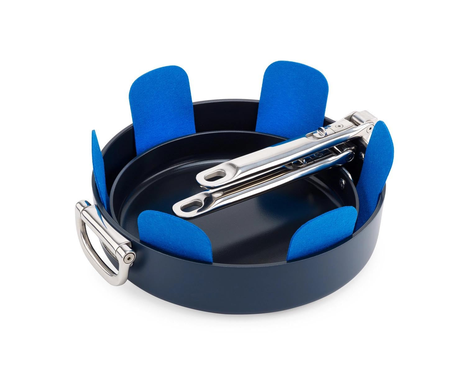 Praktisches 3er-Set Pfannenschützer von Joseph Joseph, schützt Pfannen vor Kratzern und spart Platz in der Küche.