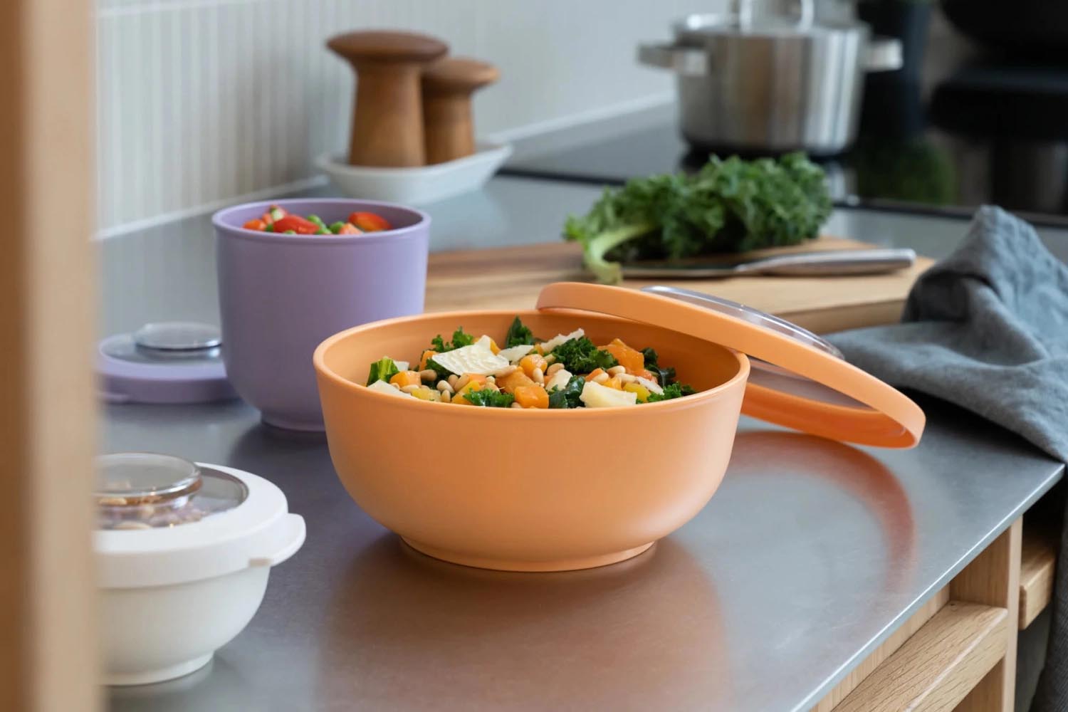 Die Amuse Tylla Bowl 200ml in Oat ist eine stilvolle, langlebige Schale aus PP, perfekt für vielseitige Speisenpräsentation.