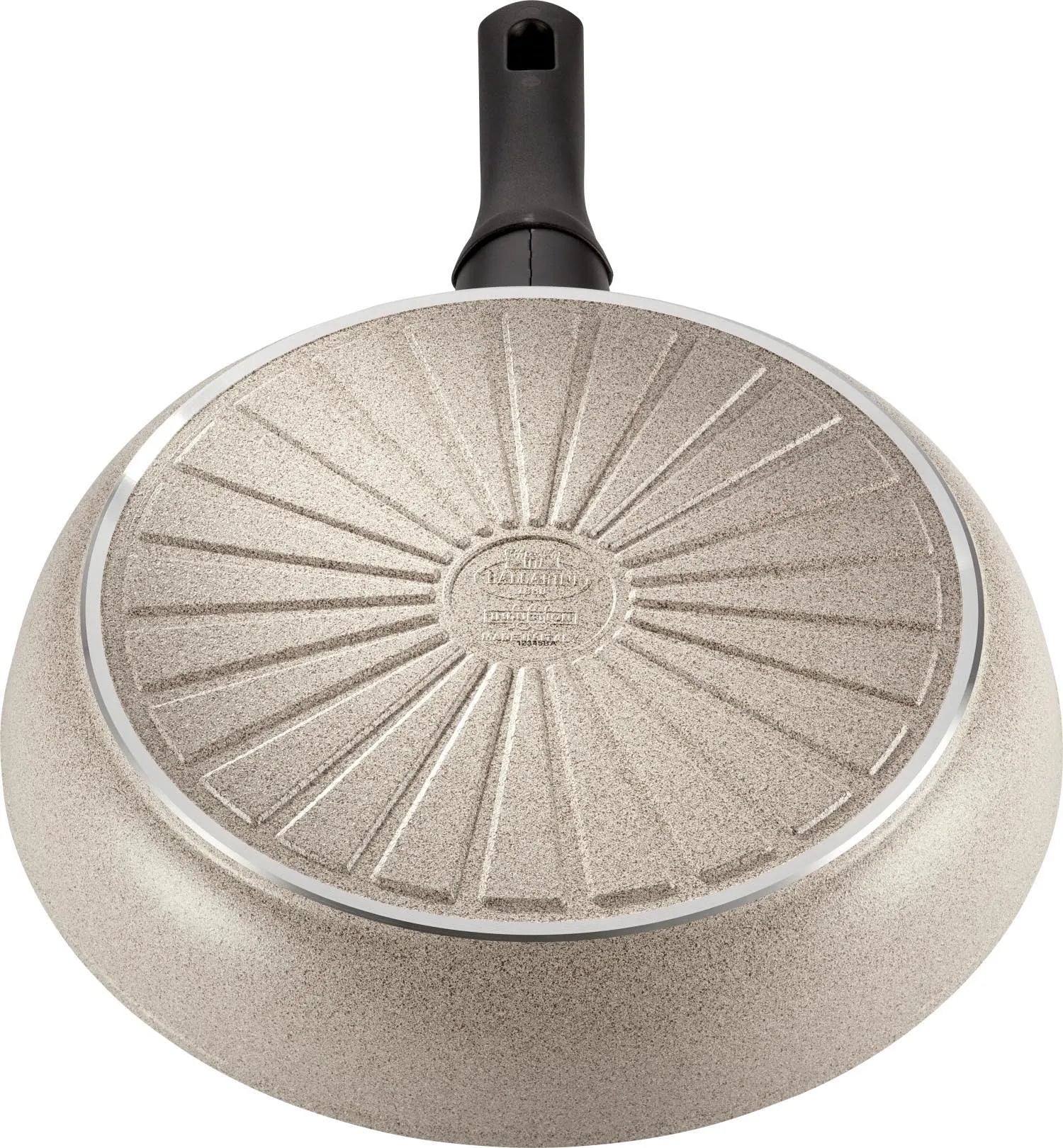 Die 24cm Ballarini Ledro Bratpfanne bietet langlebige Antihaftbeschichtung und modernes Design für gesundes Braten.