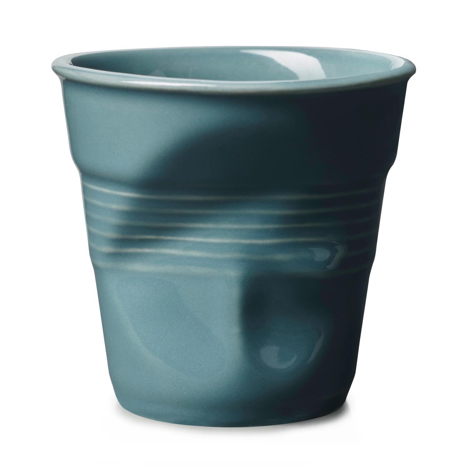 Froisse Knitterbecher Espresso 8cl abyssblau in Blau präsentiert im Onlineshop von KAQTU Design AG. Espressotassen ist von Revol