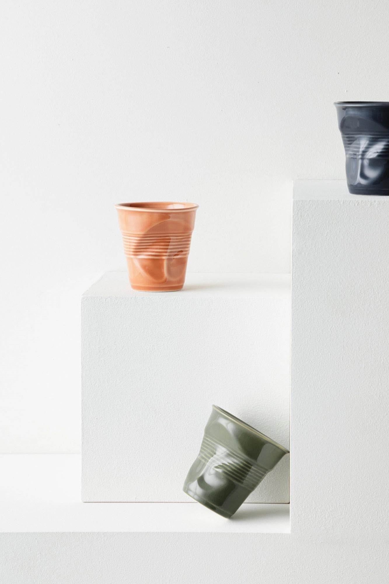 Knitterbecher aus Porzellan, 8cl, Havanna-Braun. Ideal für Espresso, modernes Design von Revol, edel und hochwertig.
