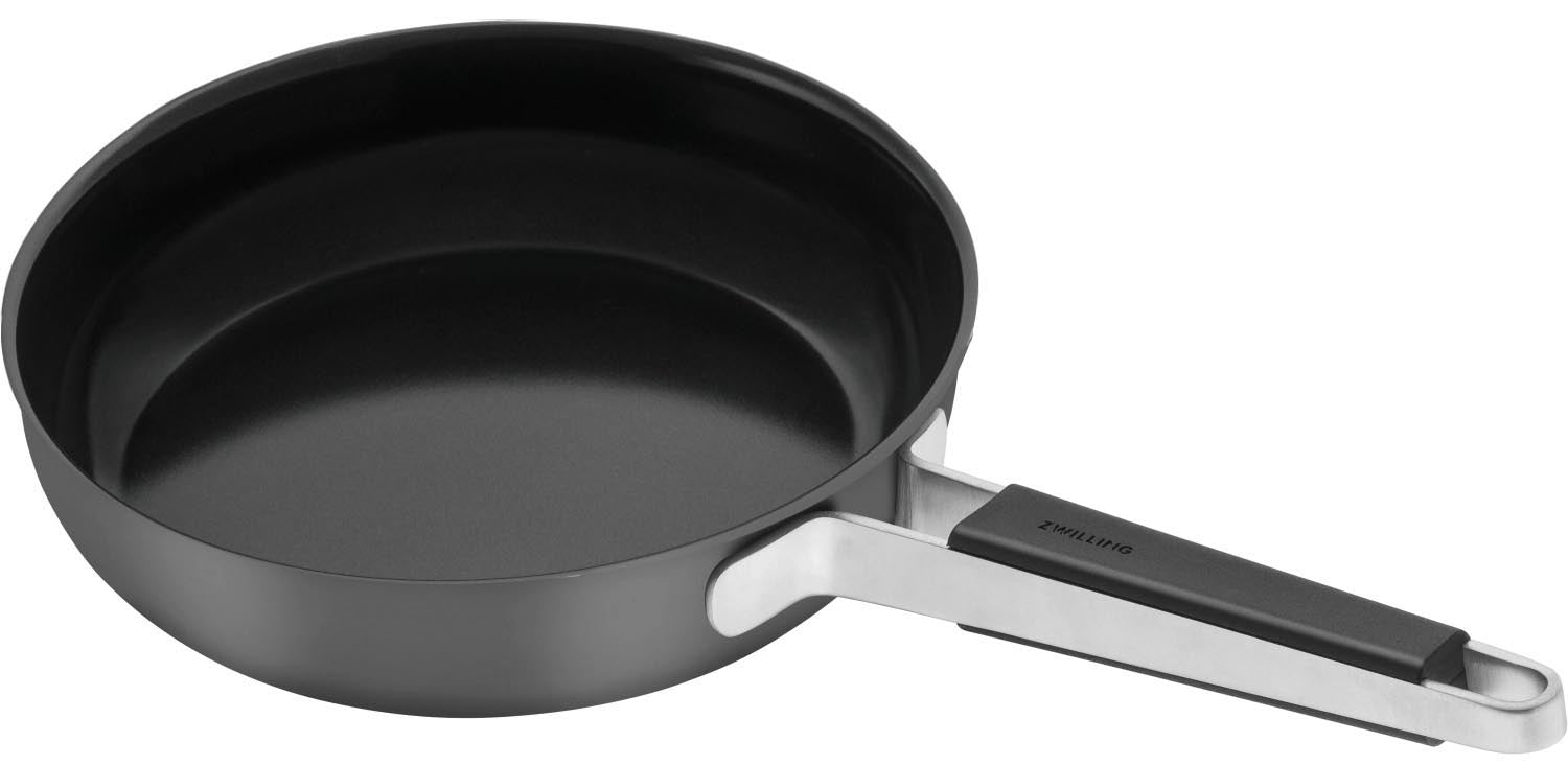 Pure Bratpfanne 20cm Grau in Silber präsentiert im Onlineshop von KAQTU Design AG. Bratpfanne ist von Zwilling