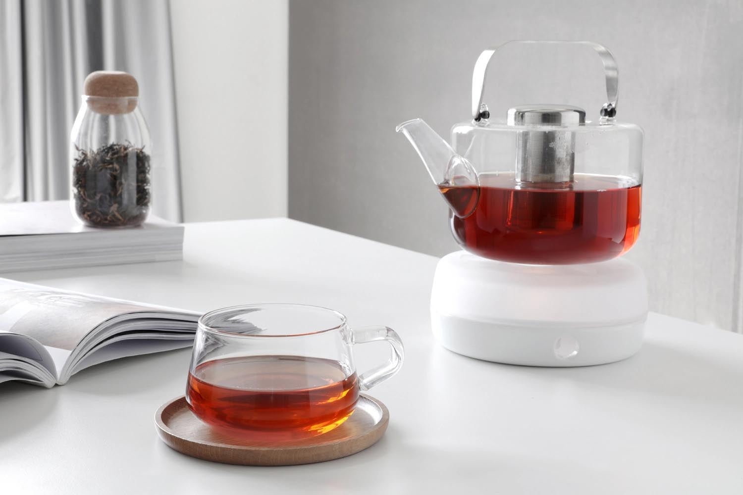 Eleganter Bjorn Teekrug (1.2l) aus hitzebeständigem Borosilikatglas von Viva, perfekt für Teeliebhaber.