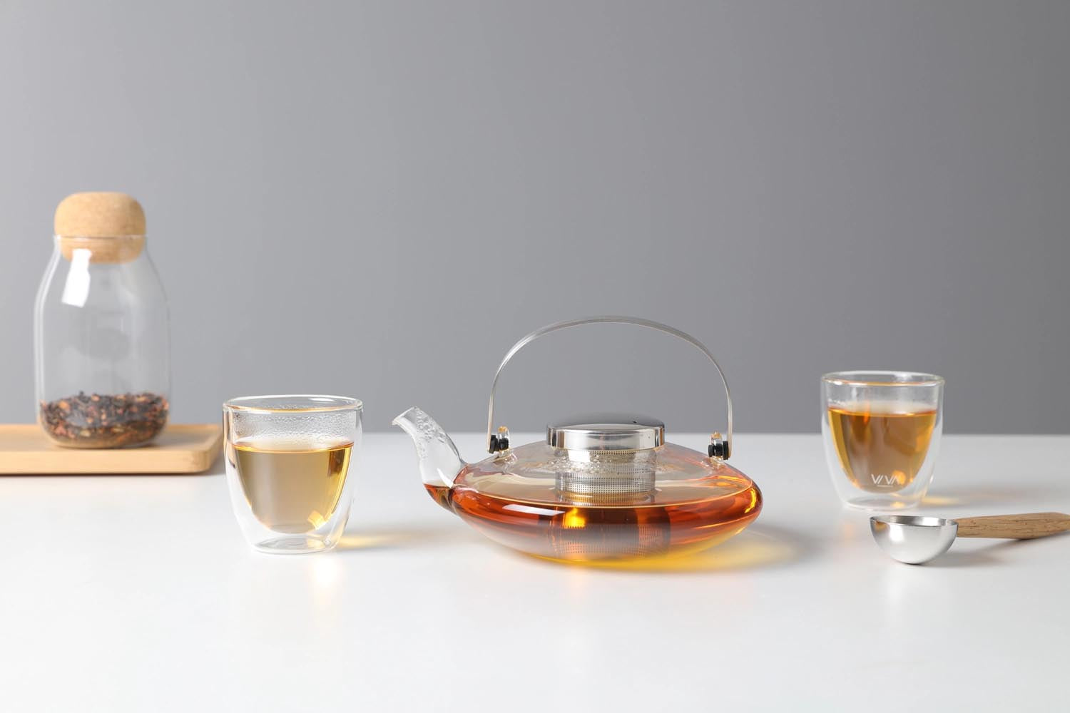Eleganter 0.55l Teekrug aus Glas von Viva, ideal für stilvolles Teegenießen und modernes Servieren in jeder Umgebung.