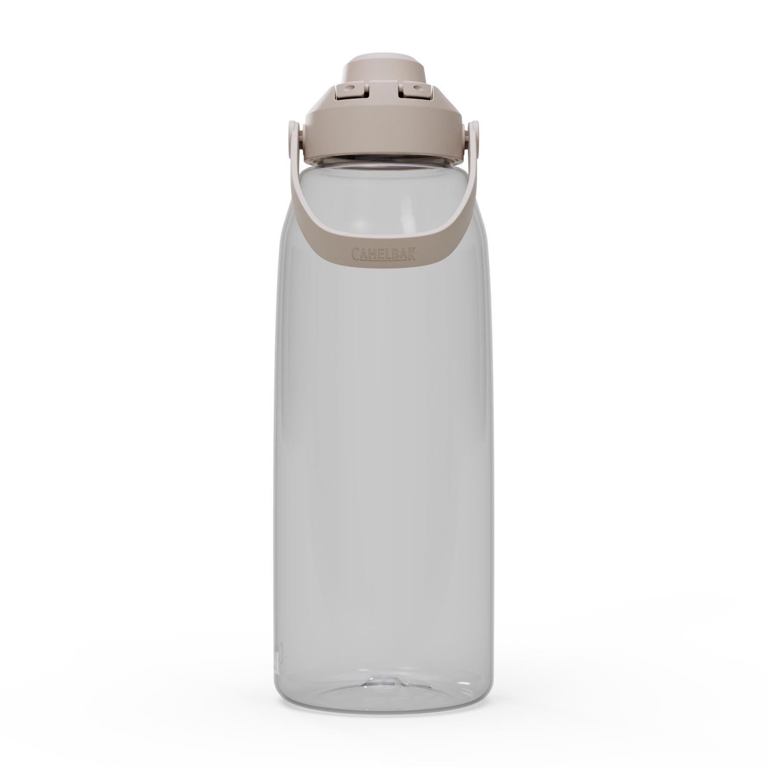 Thrive Chug 1.5l clear in Transparent präsentiert im Onlineshop von KAQTU Design AG. Trinkflasche ist von Camelbak