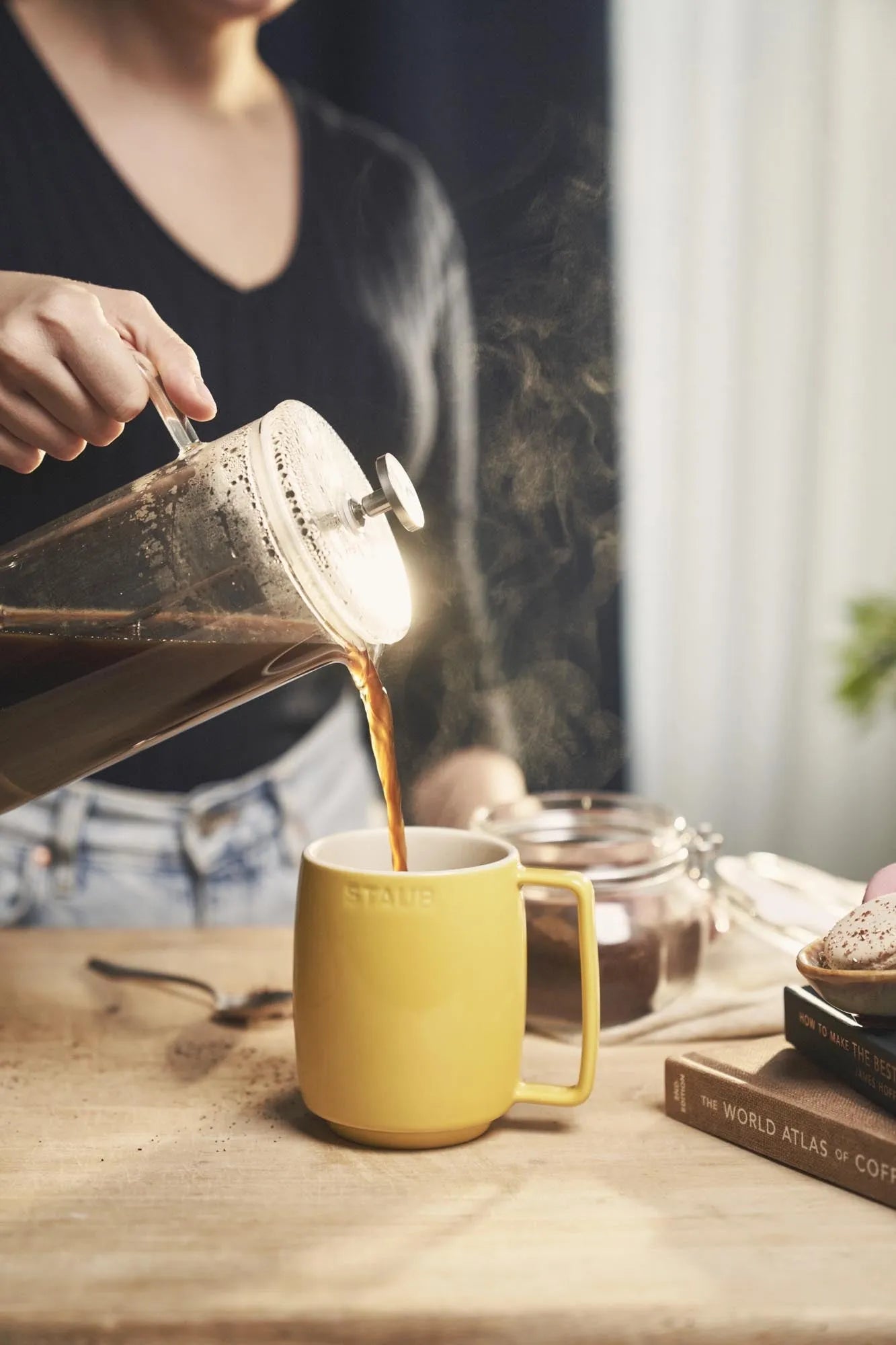 Hochwertige Staub Tasse Citron L, 475ml, aus Keramik. Perfekt für Kaffee oder Tee, stilvoll und praktisch im Alltag.