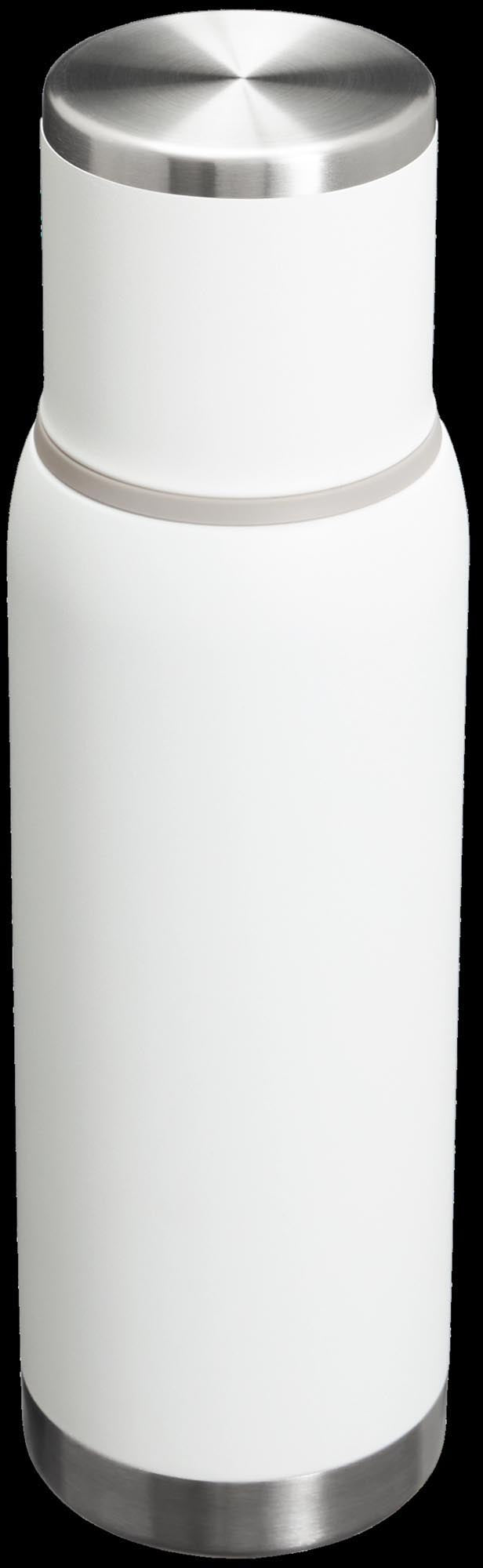 Adventure To-Go Flasche 1.0l frost in Weiss präsentiert im Onlineshop von KAQTU Design AG. Trinkflasche ist von Stanley