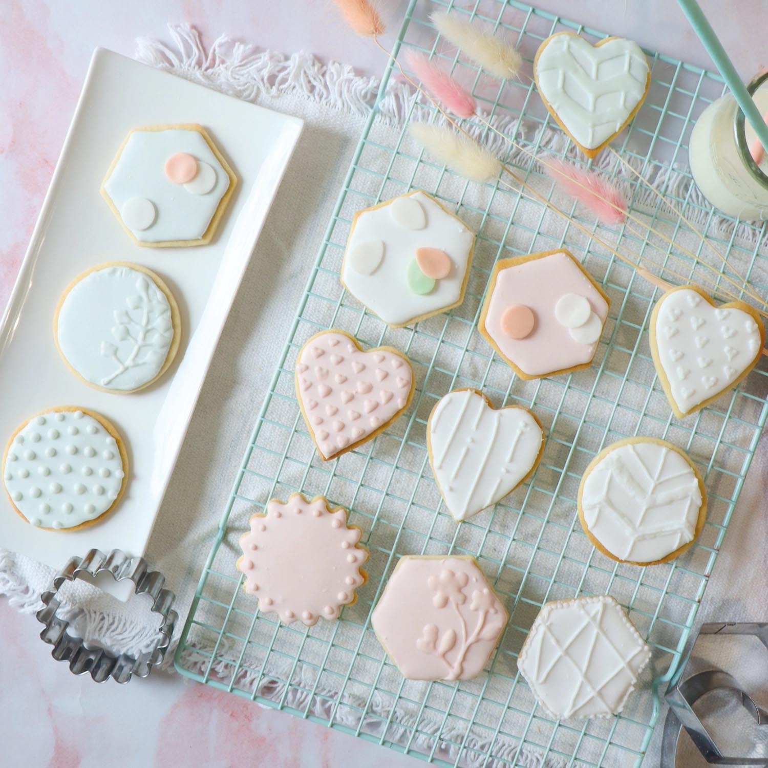 Set aus 4 Edelstahl-Ausstechern von Scrap Cooking, perfekt für kreative Backprojekte und präzise Formen in der Küche.