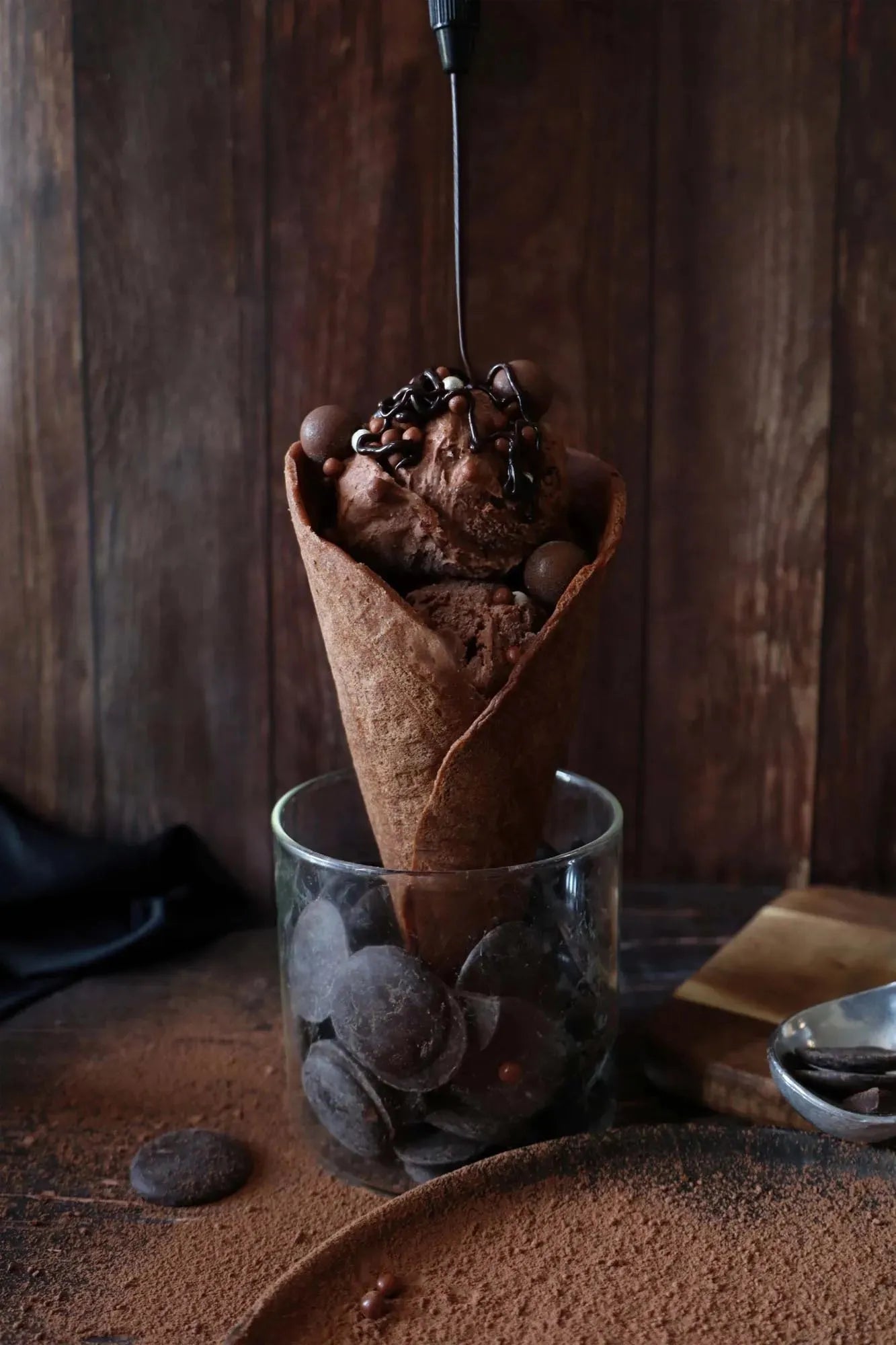 Schokoladeneis-Fertigmischung, 185g, für hausgemachte Desserts, einfach zuzubereiten, cremig und lecker, ideal für Genießer.