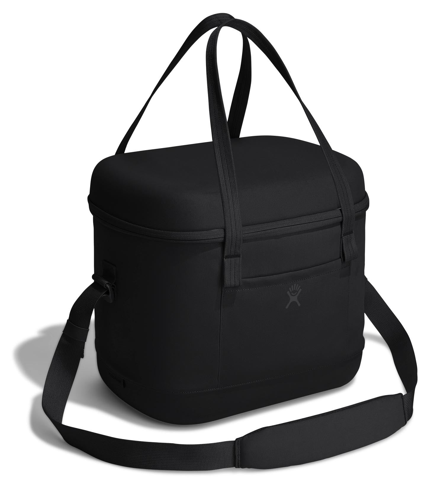 Schwarze Kühltragetasche von Hydro Flask mit 20 Litern Volumen, ideal für Ausflüge und Picknicks, bietet optimale Kühlung für Getränke und Snacks.
