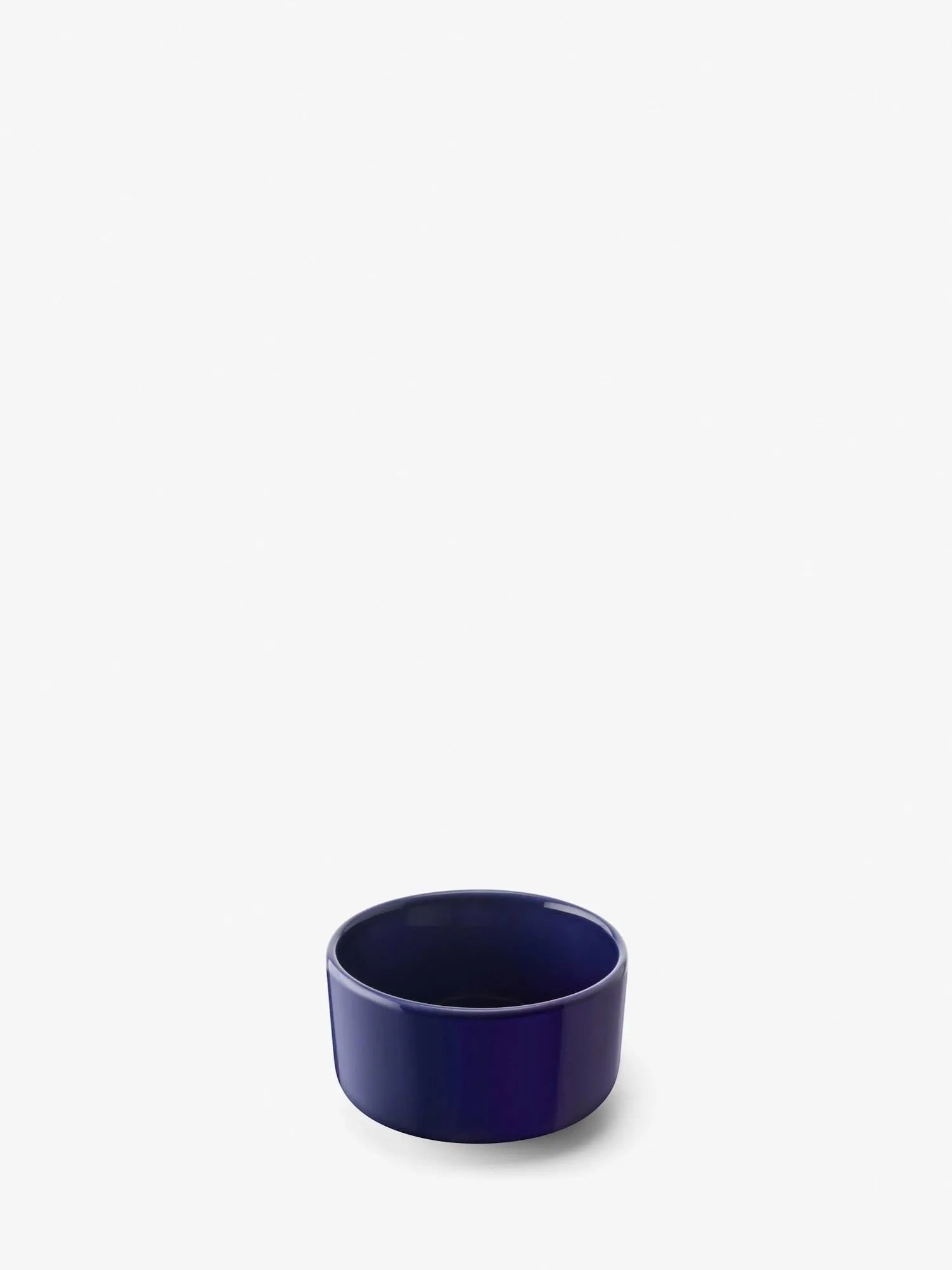 Elegantes 2er Set Schalen (8 cm) in Kobaltblau von LSA, ideal für stilvolles Servieren und Dekorieren.