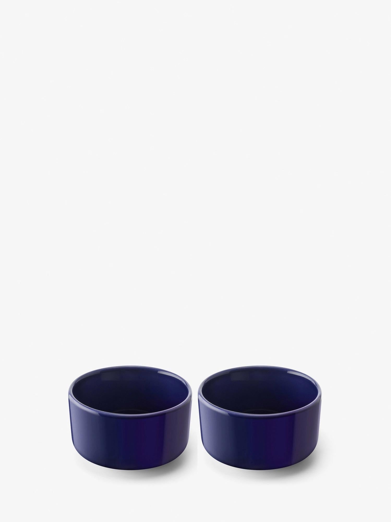 Set aus zwei kobaltblauen Schalen (8 cm) von LSA, perfekt für stilvolles Servieren und als dekorative Akzente.