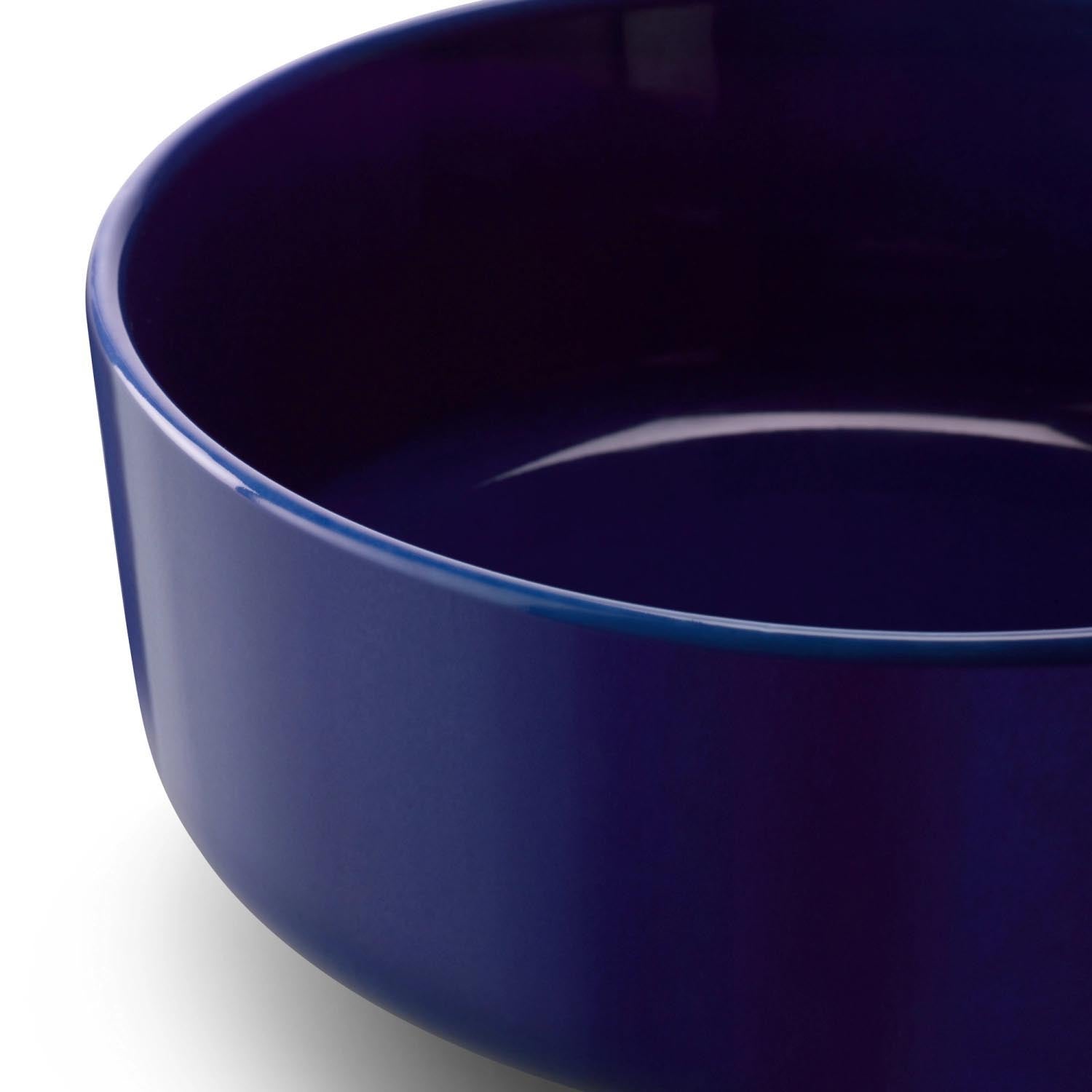 Set aus zwei kobaltblauen Glasschalen, 15 cm Durchmesser, ideal für modernes Servieren und stilvolle Dekoration.