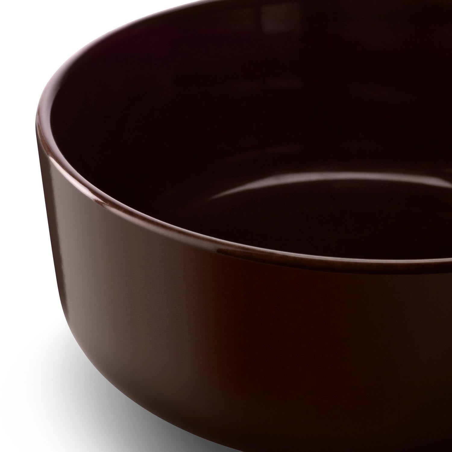 Set aus zwei LSA Schalen in Mocha, 15 cm Durchmesser, perfekt für modernes Servieren und stilvolle Tischdekoration.