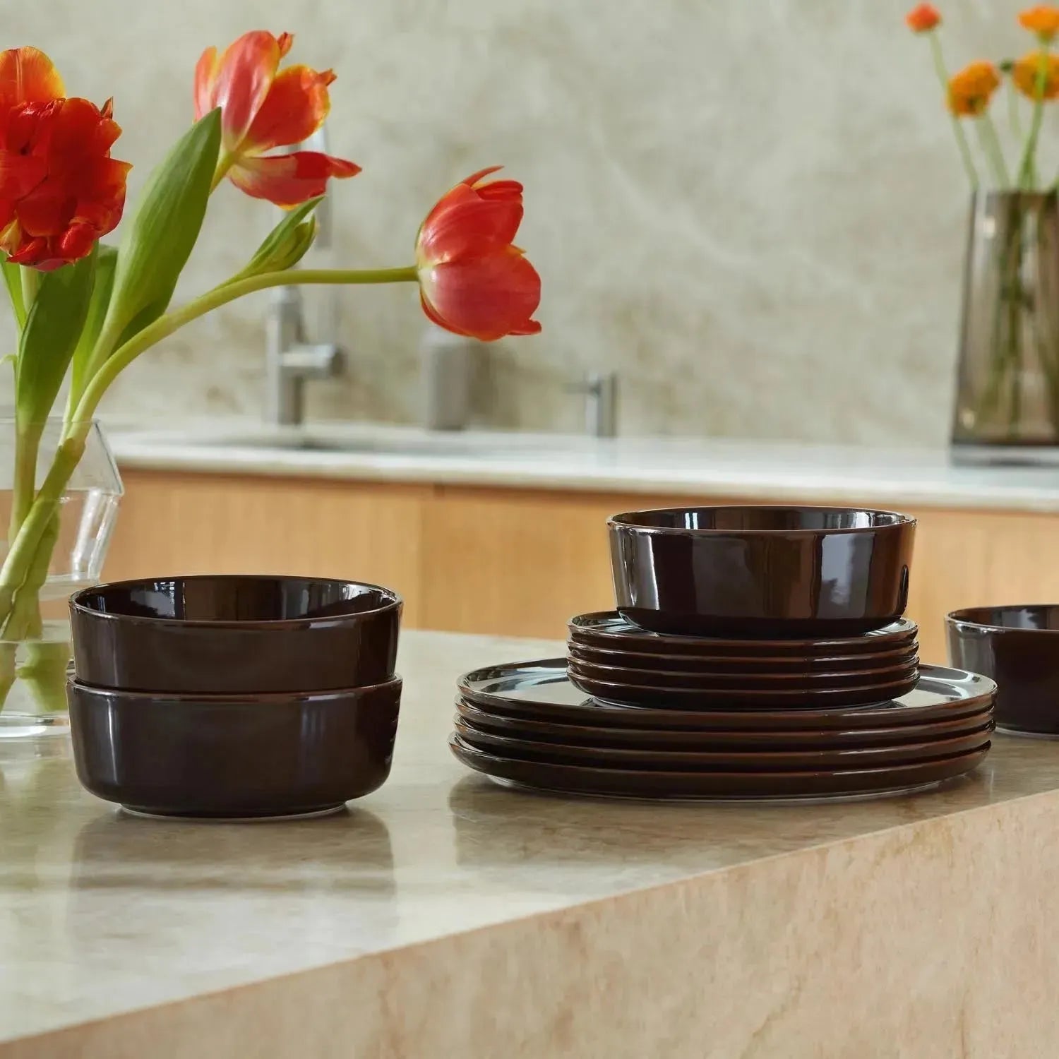 Elegante LSA Collective Schale in Mocha, 30 cm Durchmesser, ideal für stilvolle Dekoration und modernes Wohndesign.