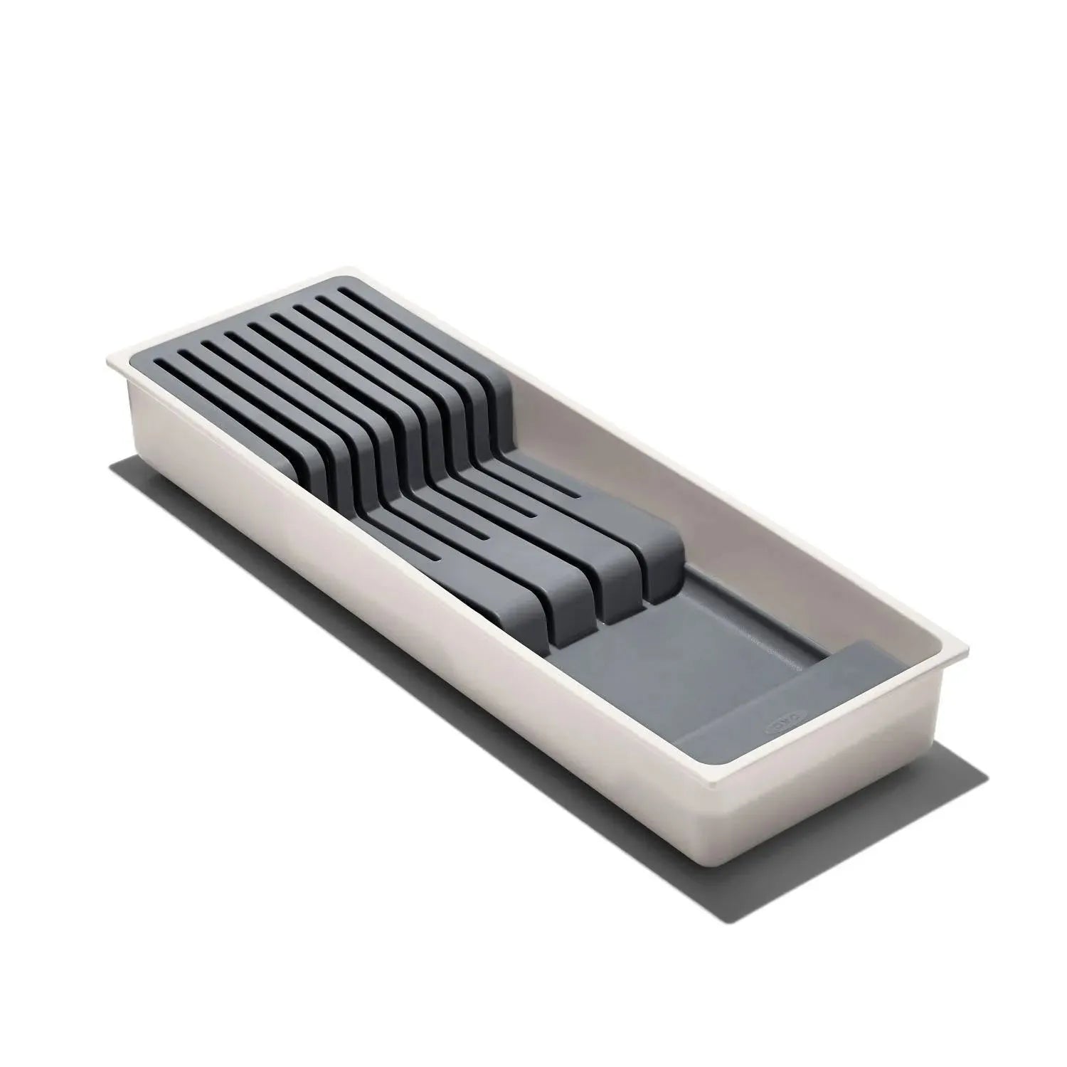 Good Grips Messerorganizer für Schubladen in Grün präsentiert im Onlineshop von KAQTU Design AG. Grillzubehör ist von OXO