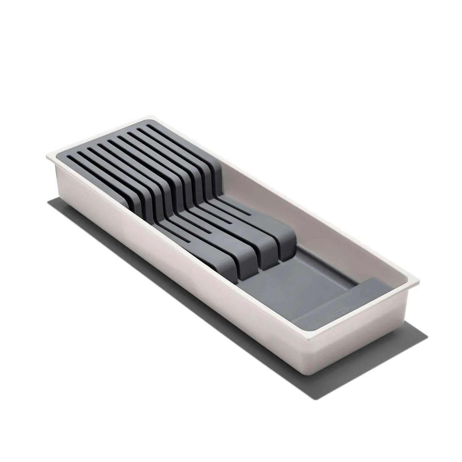 Good Grips Messerorganizer für Schubladen in Grün präsentiert im Onlineshop von KAQTU Design AG. Grillzubehör ist von OXO