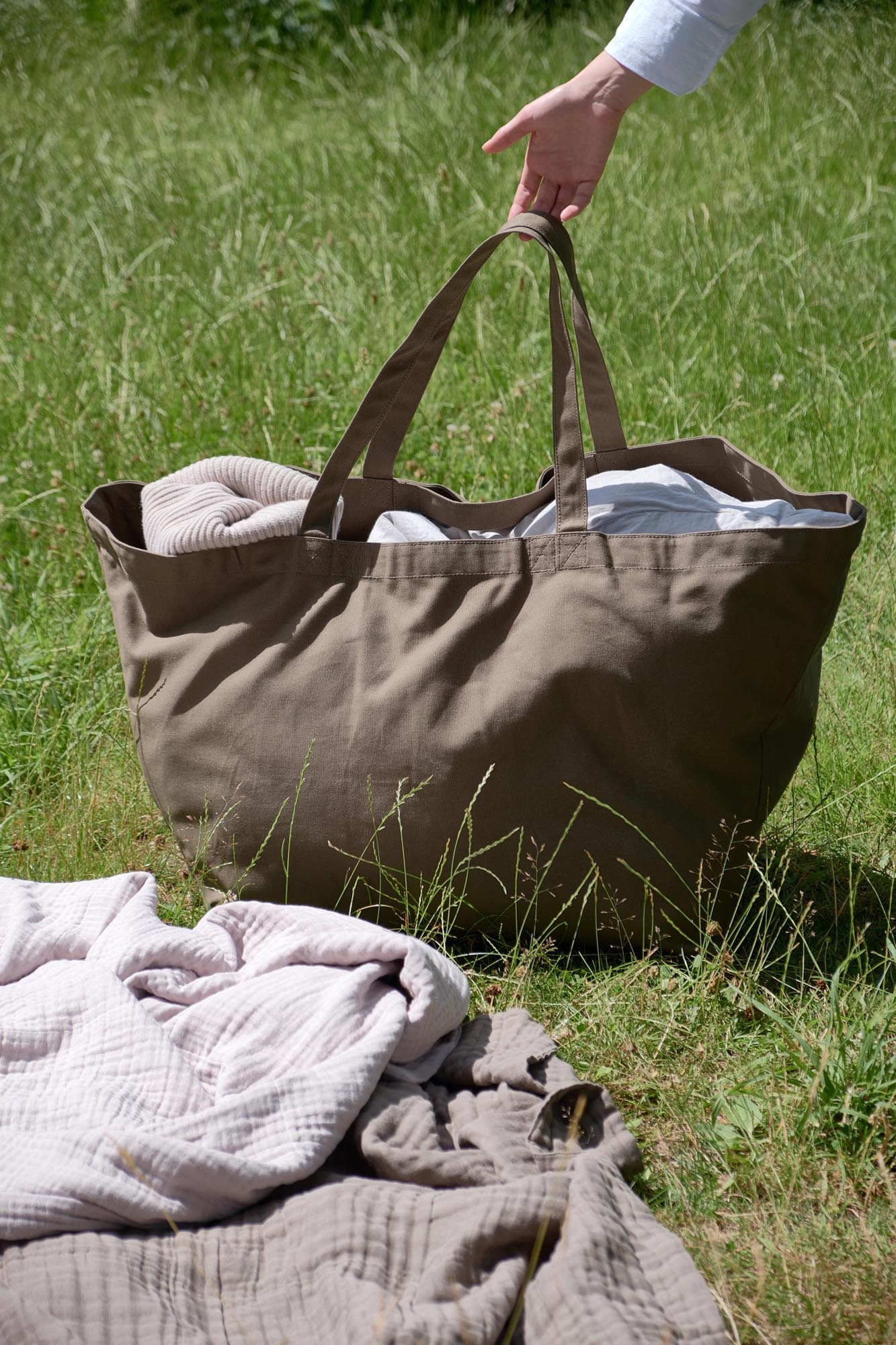 Große Tasche aus nachhaltiger Biobaumwolle, 35x45x90cm, in Clay-Farbe, vielseitig einsetzbar und umweltfreundlich.