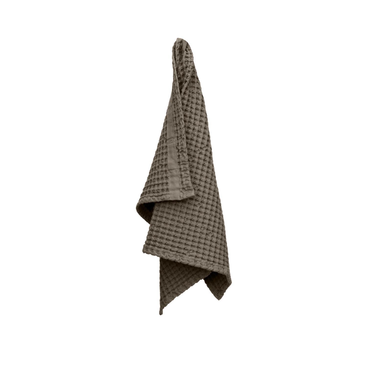 Big Waffle Handtuch 50x75cm clay Biobaumwolle in 0 präsentiert im Onlineshop von KAQTU Design AG. Handtuch ist von The Organic Company
