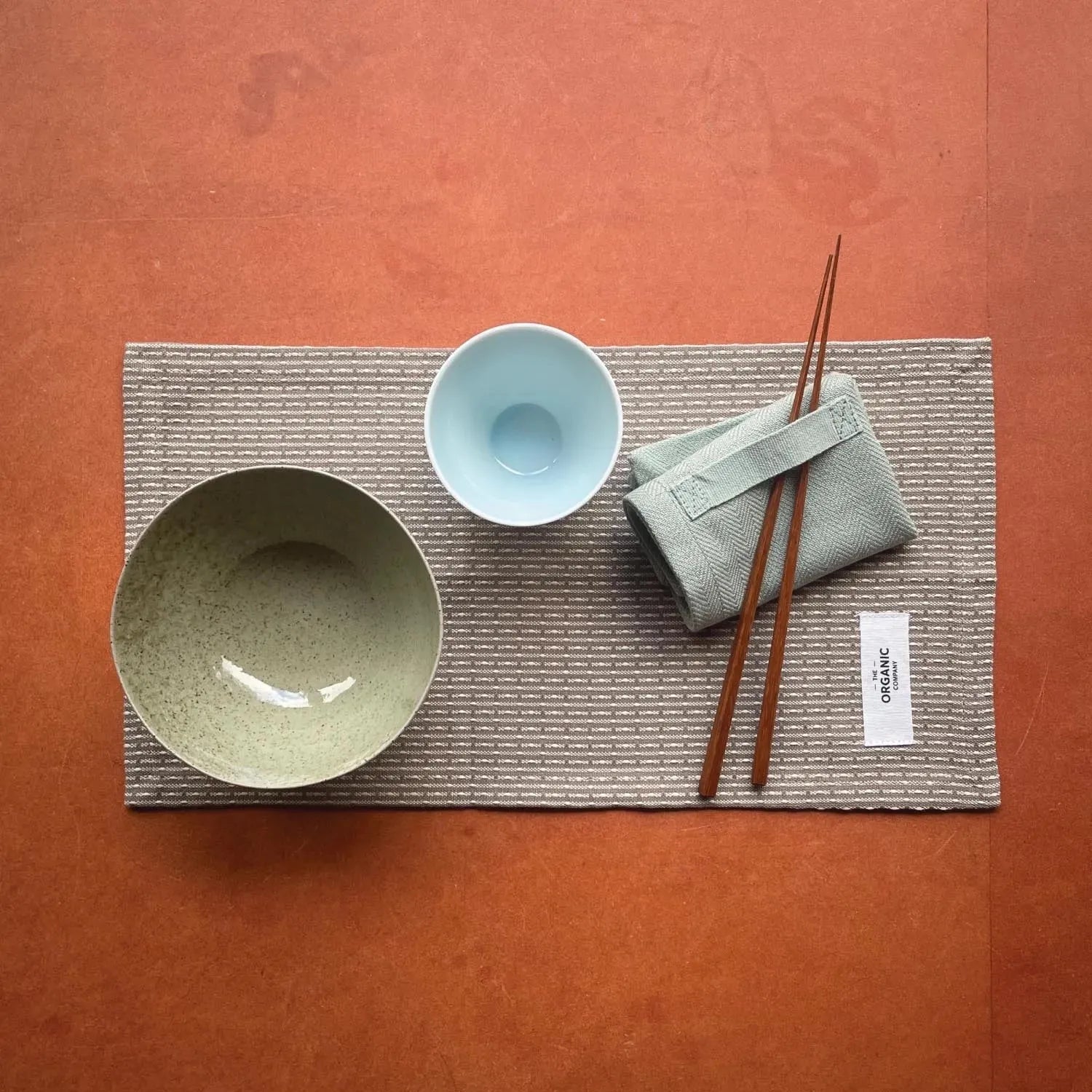 Set aus 4 Stoffservietten (20x20 cm) aus Bio-Baumwolle in Dusty-Farbe, nachhaltig und stilvoll von The Organic Company.