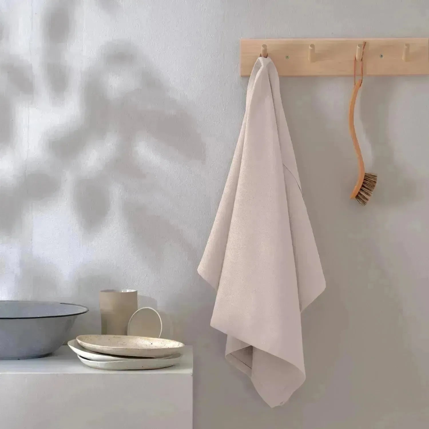 Hochwertiges Geschirrtuch aus Biobaumwolle in dusty lavendel, 53x86cm, umweltbewusst und elegant von The Organic Company.