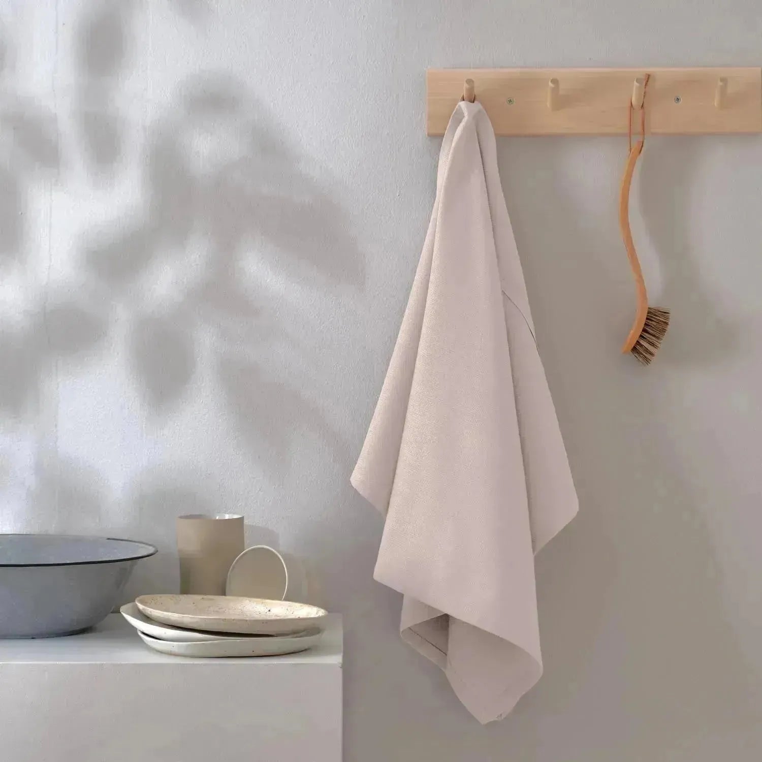 Hochwertiges Geschirrtuch aus Biobaumwolle in dusty lavendel, 53x86cm, umweltbewusst und elegant von The Organic Company.