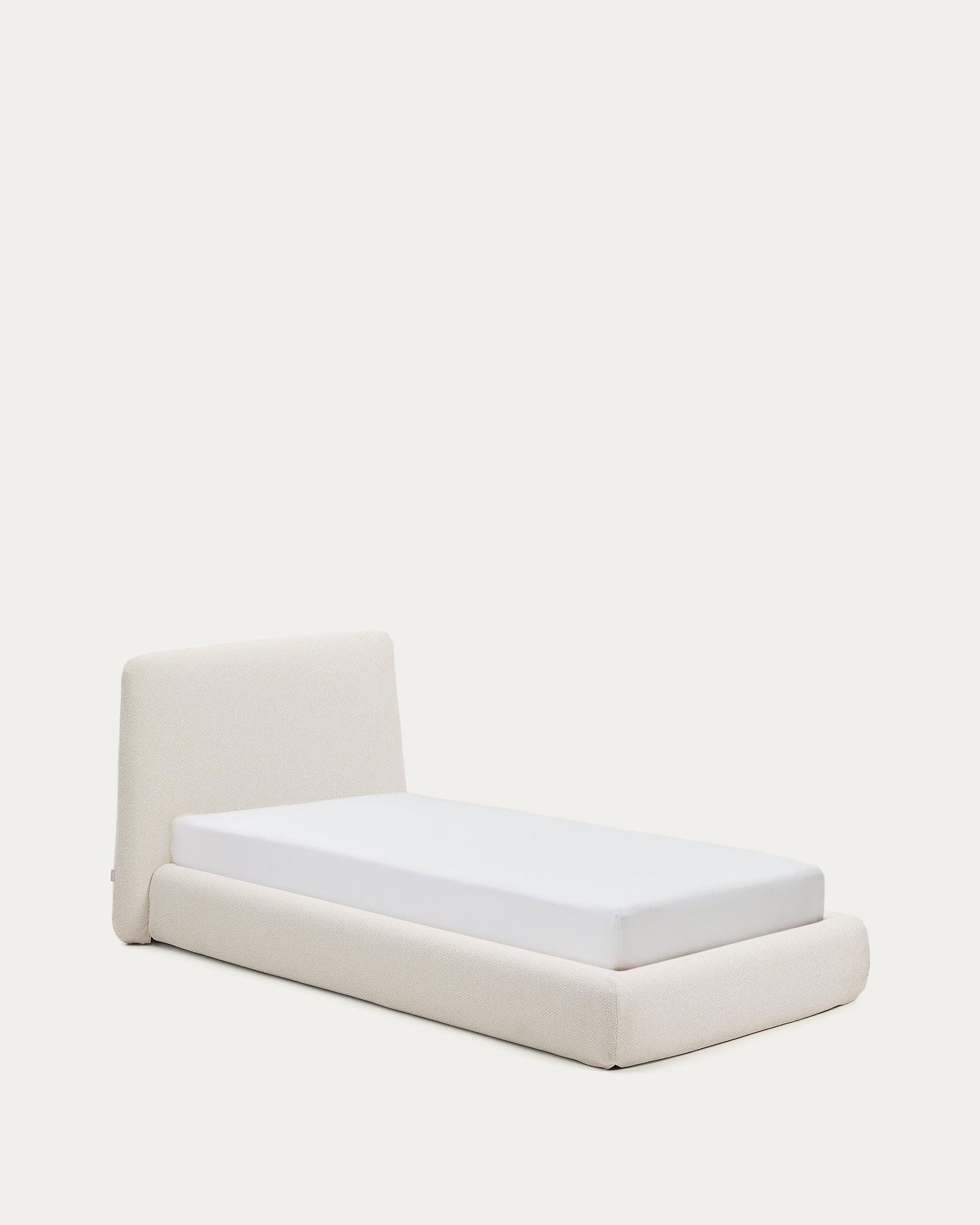 Abziehbares Bett Martina mit ecrufarbener Chenille für Matratzengröße 90 x 200 cm in  präsentiert im Onlineshop von KAQTU Design AG. Bett ist von Kave Home