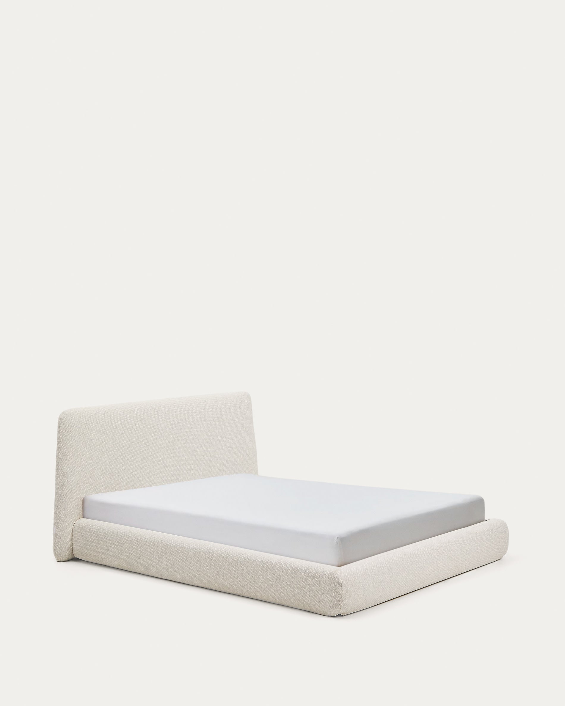Abziehbares Bett Martina mit ecrufarbener Chenille für Matratzengröße 160 x 200 cm in  präsentiert im Onlineshop von KAQTU Design AG. Bett ist von Kave Home