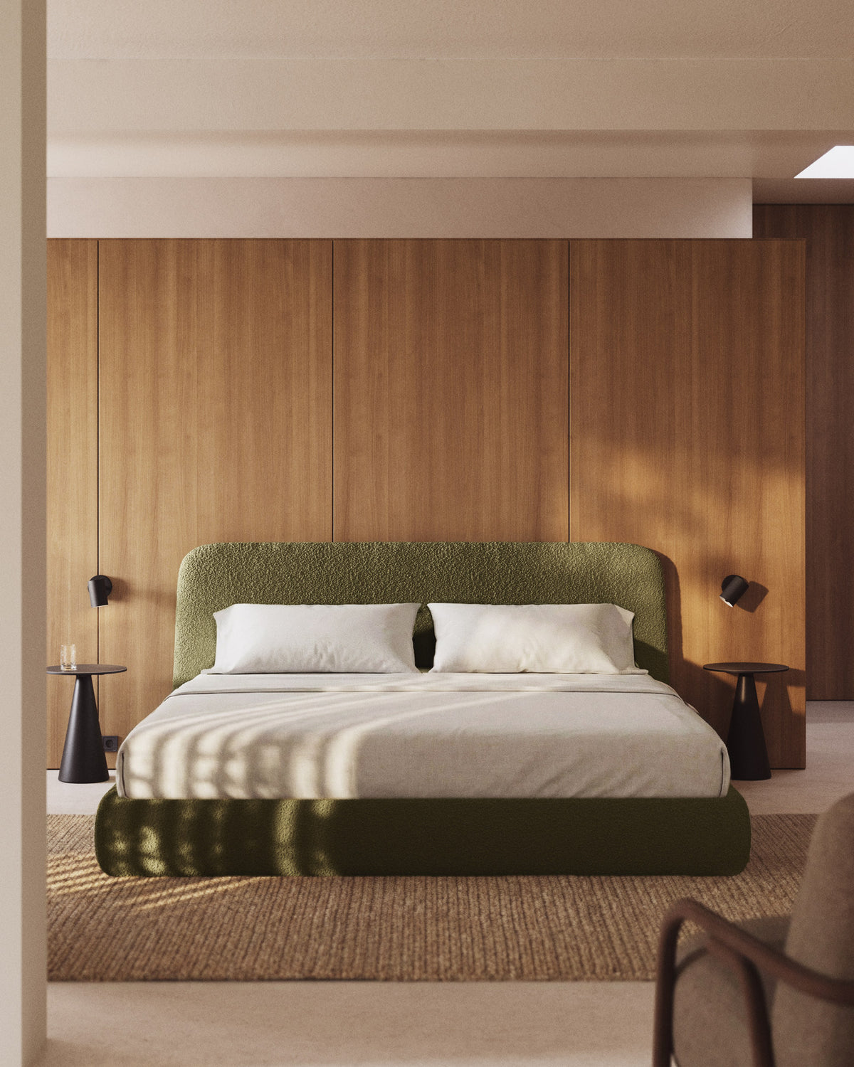 Abziehbares Bett Martina mit dunkelgrünem Lammfellimitat für Matratzengrösse 180 x 200 cm, FSC Mix Credit in Dunkelgrün präsentiert im Onlineshop von KAQTU Design AG. Bett ist von Kave Home