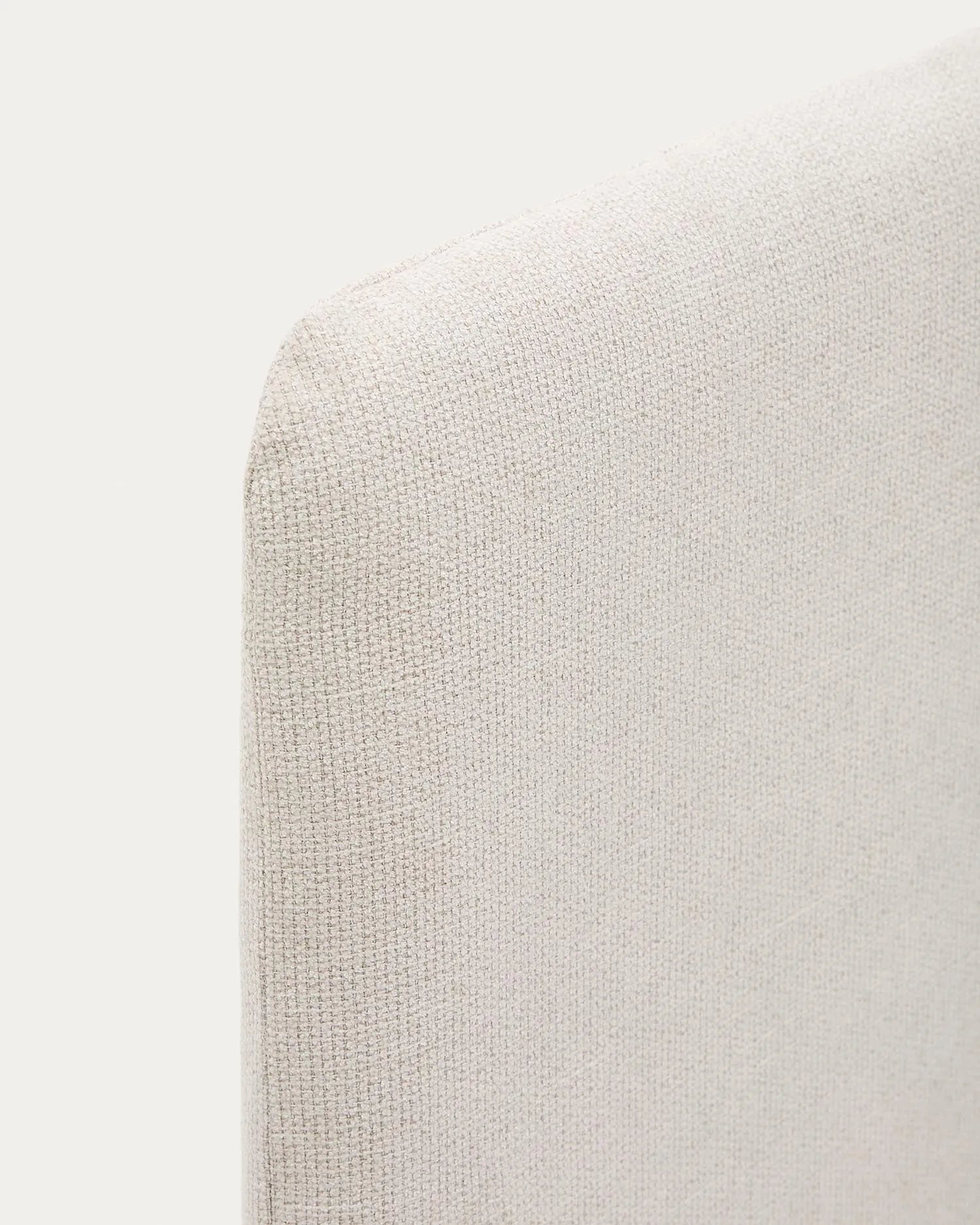 Abziehbares Kopfteil Valma aus perlafarbener Chenille für 180 x 200 cm großes Bett in Perle präsentiert im Onlineshop von KAQTU Design AG. Zubehör Bett ist von Kave Home