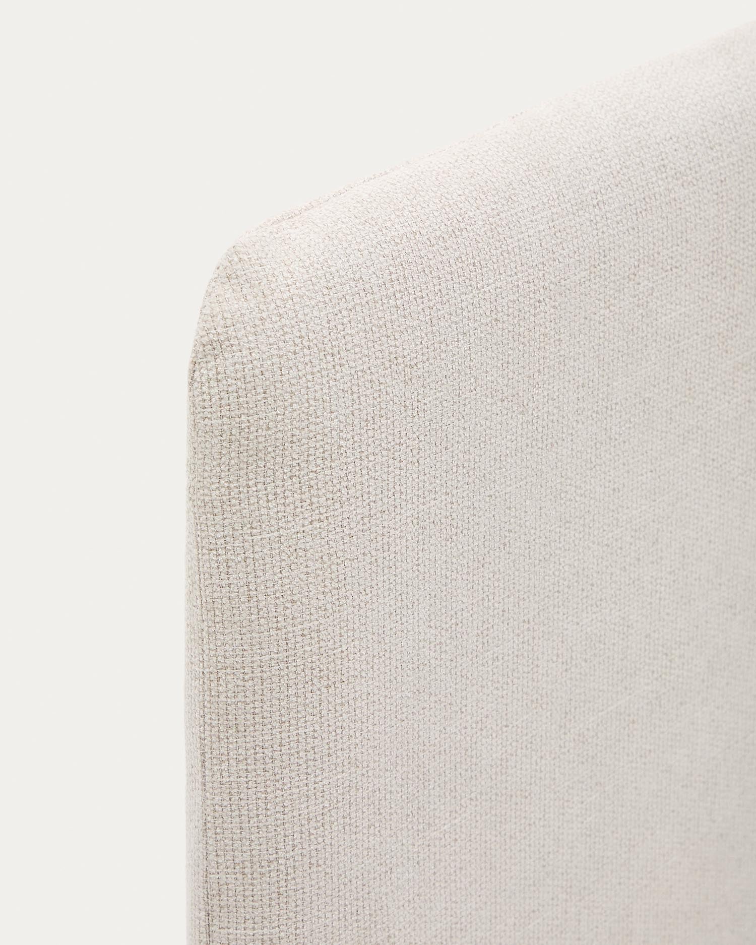 Kopfteilüberzug Valma aus perlfarbener Chenille für Bett von 180 x 200 cm in Perle präsentiert im Onlineshop von KAQTU Design AG. Zubehör Bett ist von Kave Home
